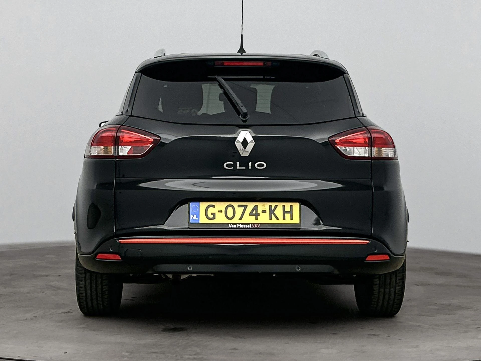 Renault-Clio-image-2