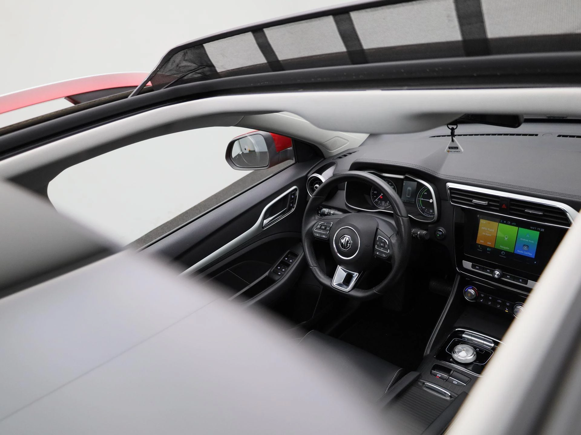 MG-ZS EV-image-38