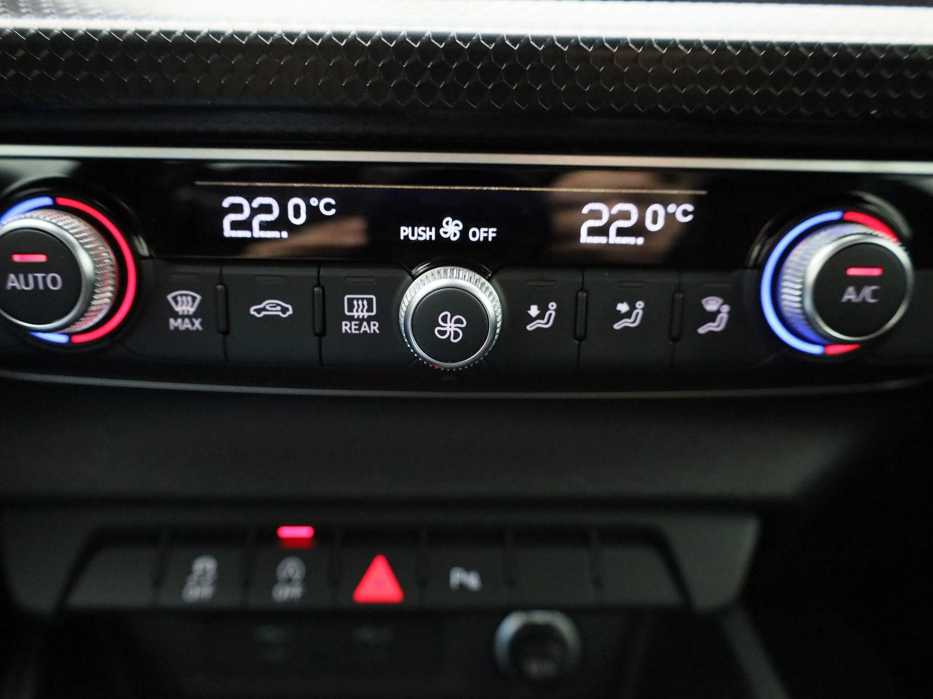 Audi-A1 Sportback-image-16