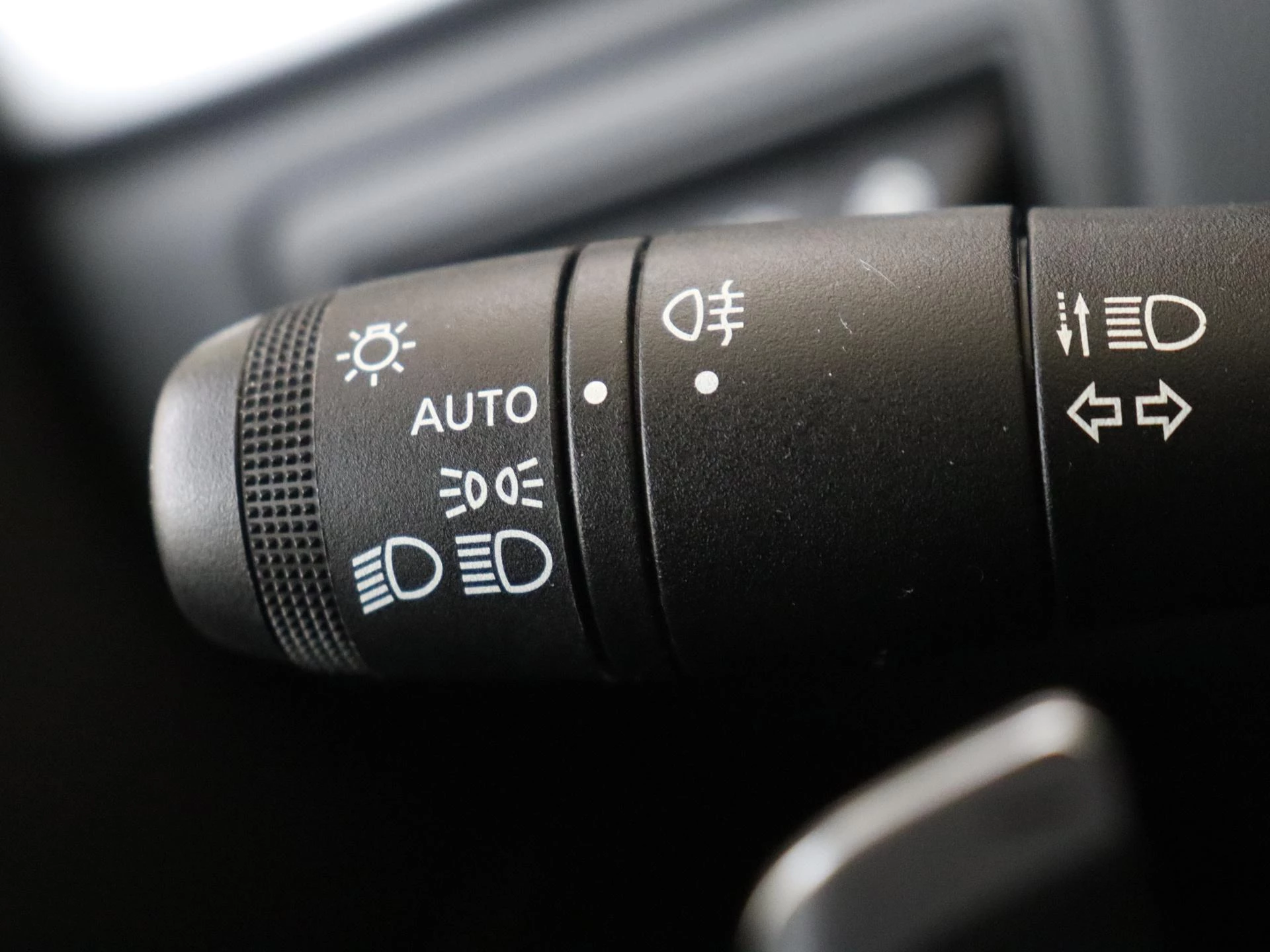 Renault-Captur-image-22