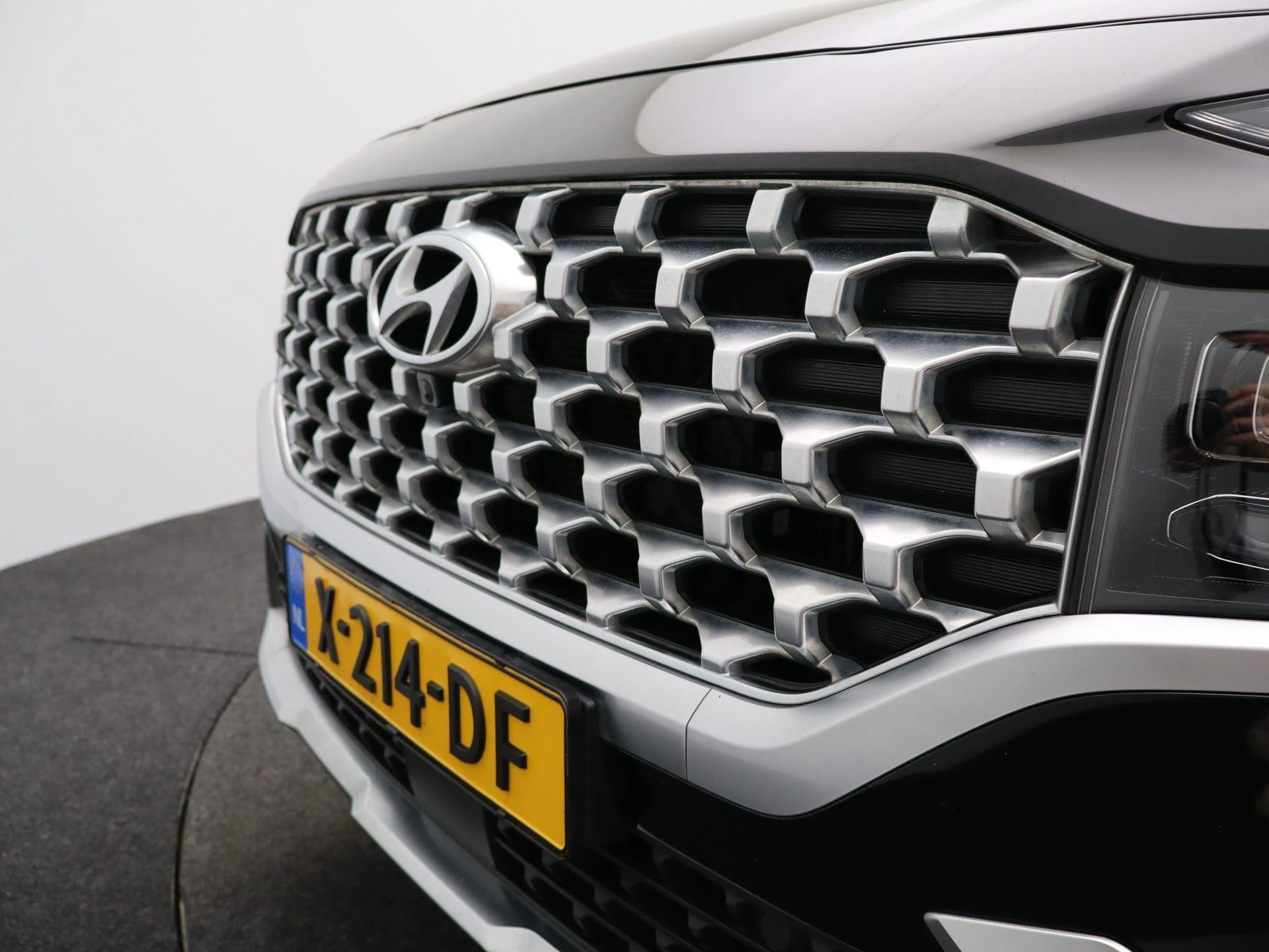 Hyundai-Santa Fe-image-40