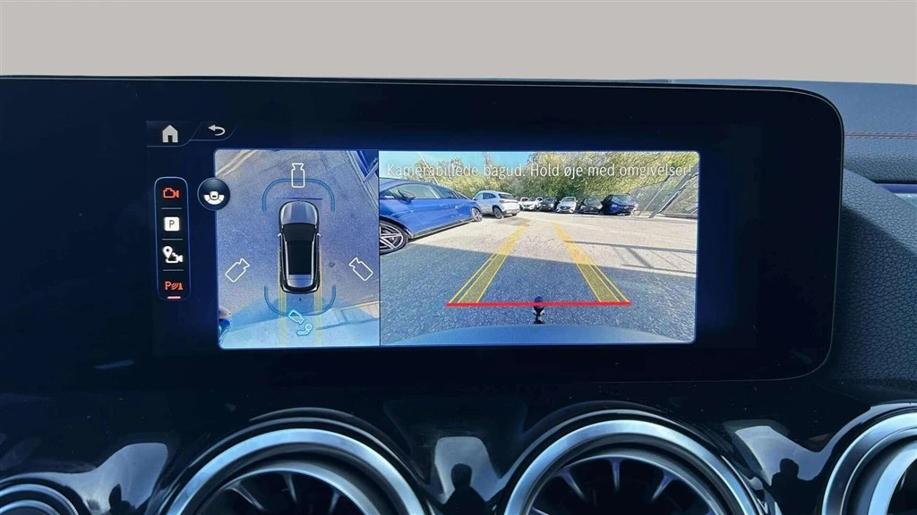 Mercedes-Benz-EQA-image-16