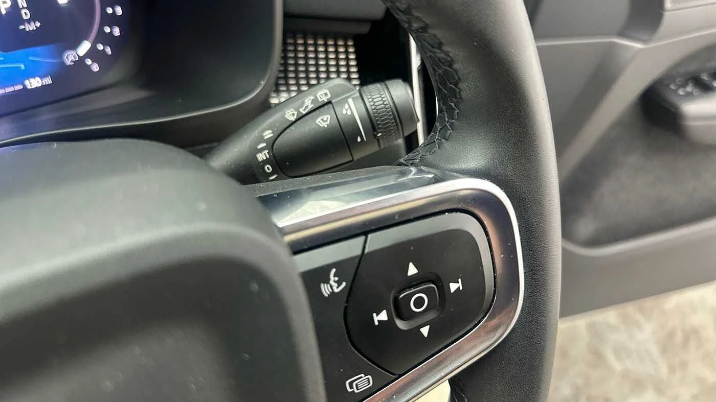Volvo-XC40-image-28