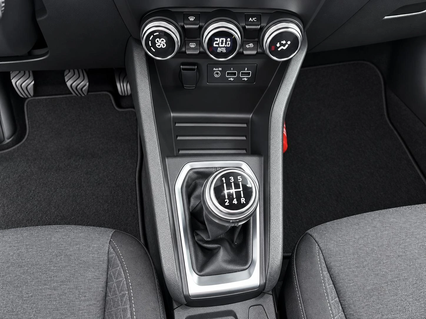 Renault-Clio-image-22