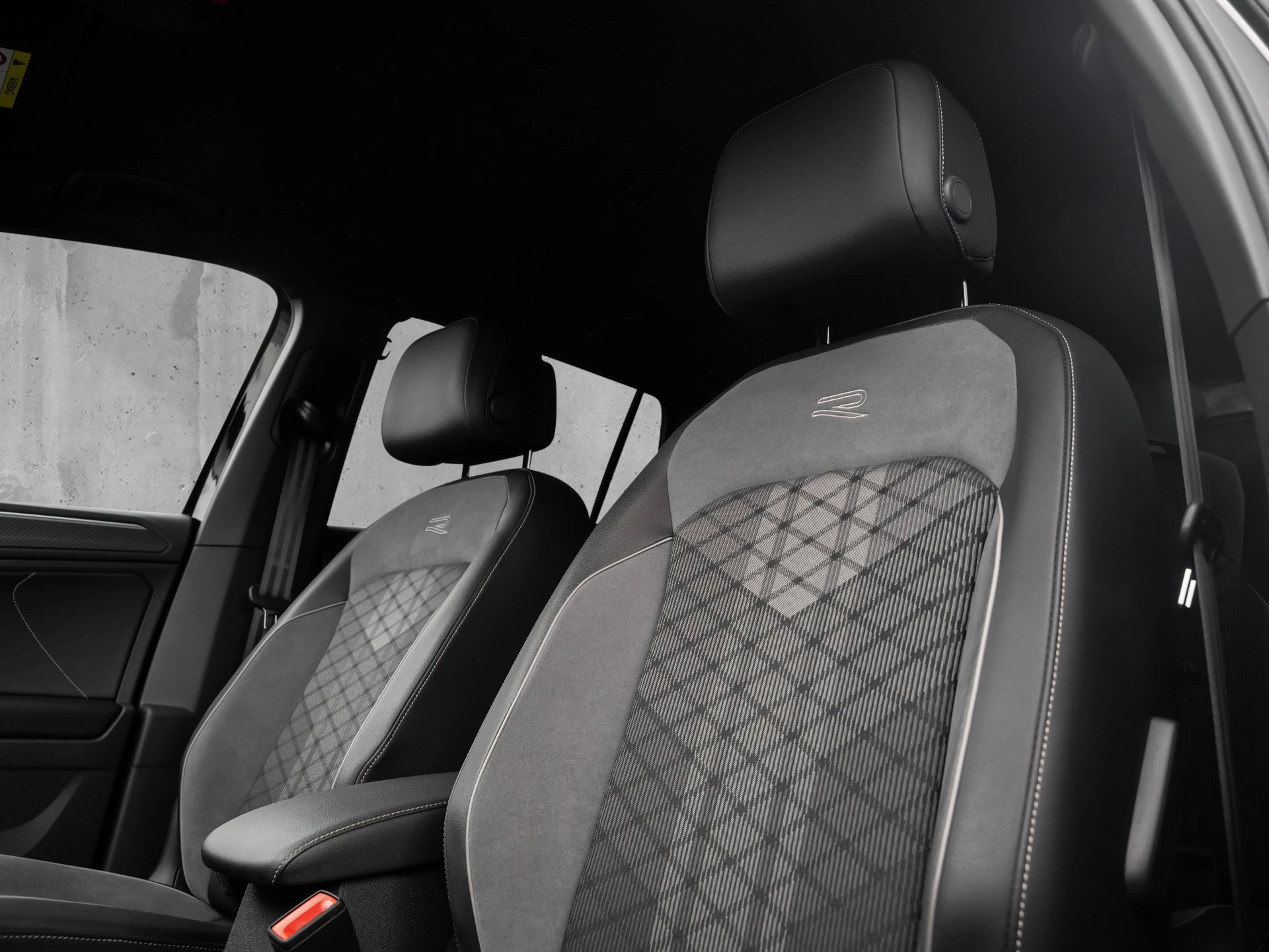 Volkswagen-Tiguan-image-5