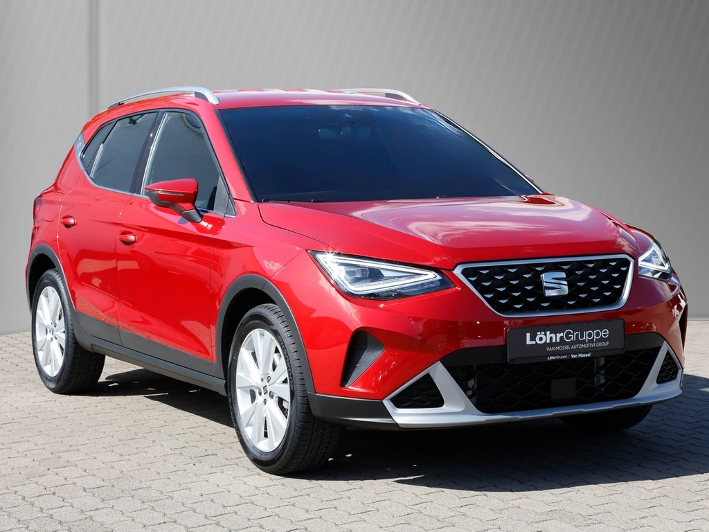 SEAT-Arona-image-2