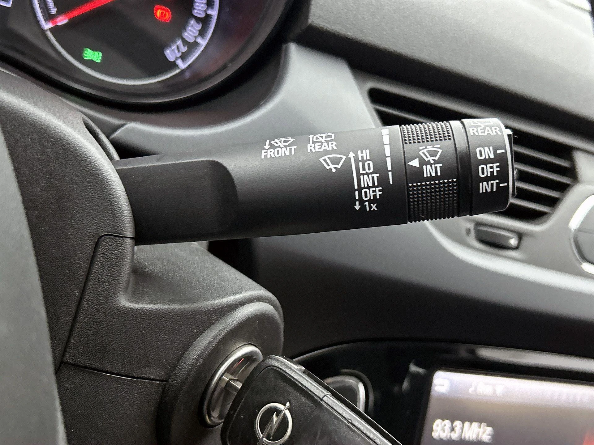 Opel-Corsa-image-8