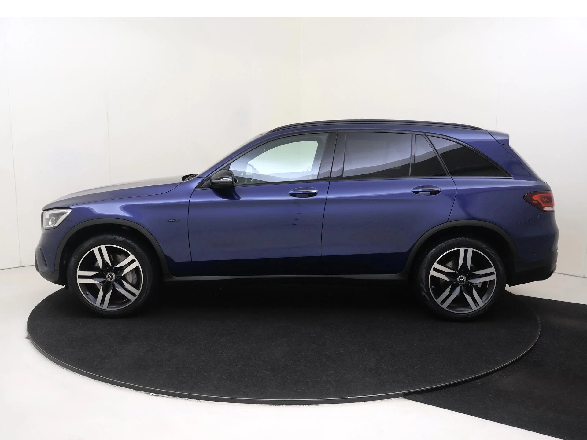 Mercedes-Benz-GLC-image-7