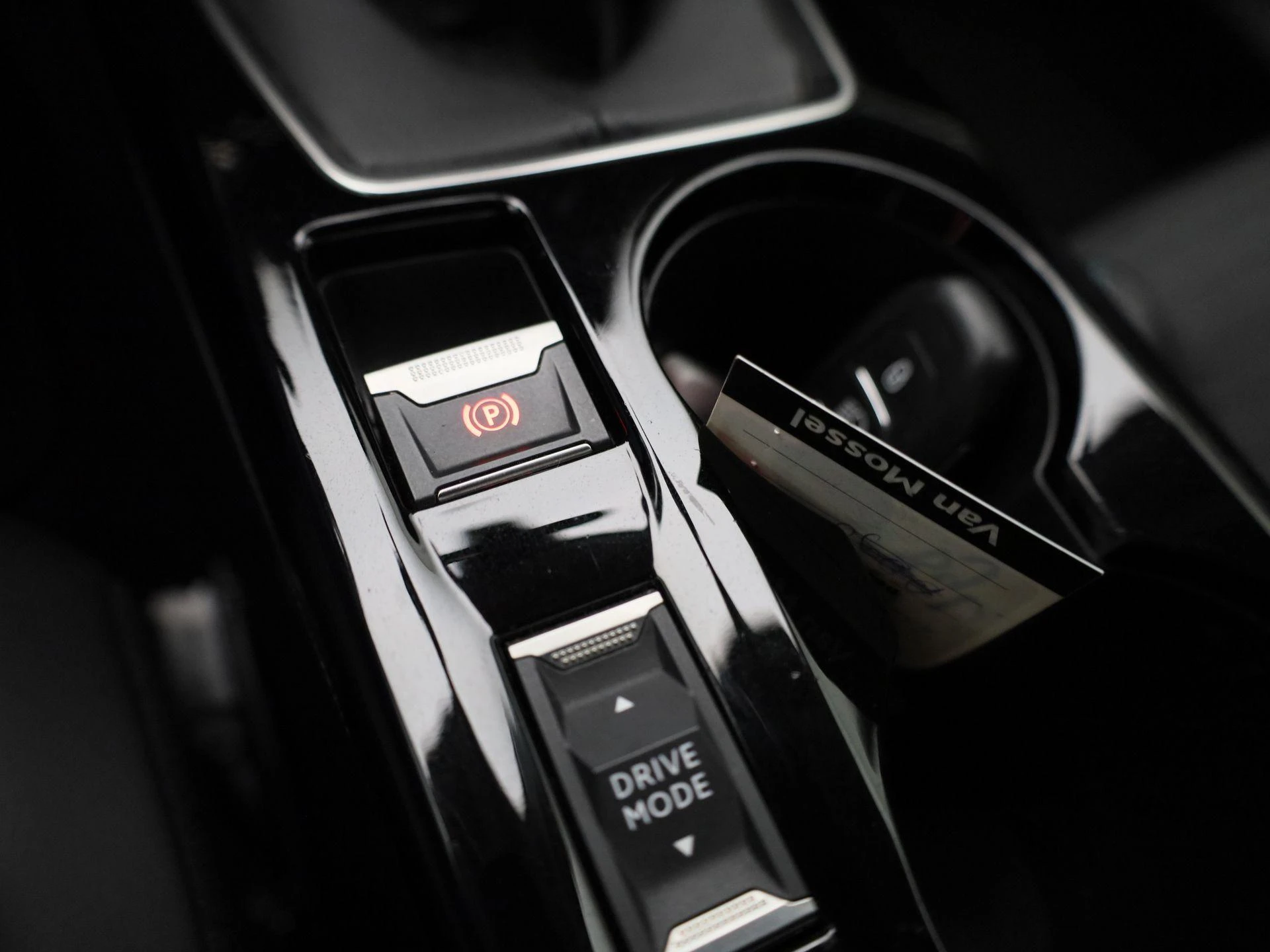 Peugeot-2008-image-23