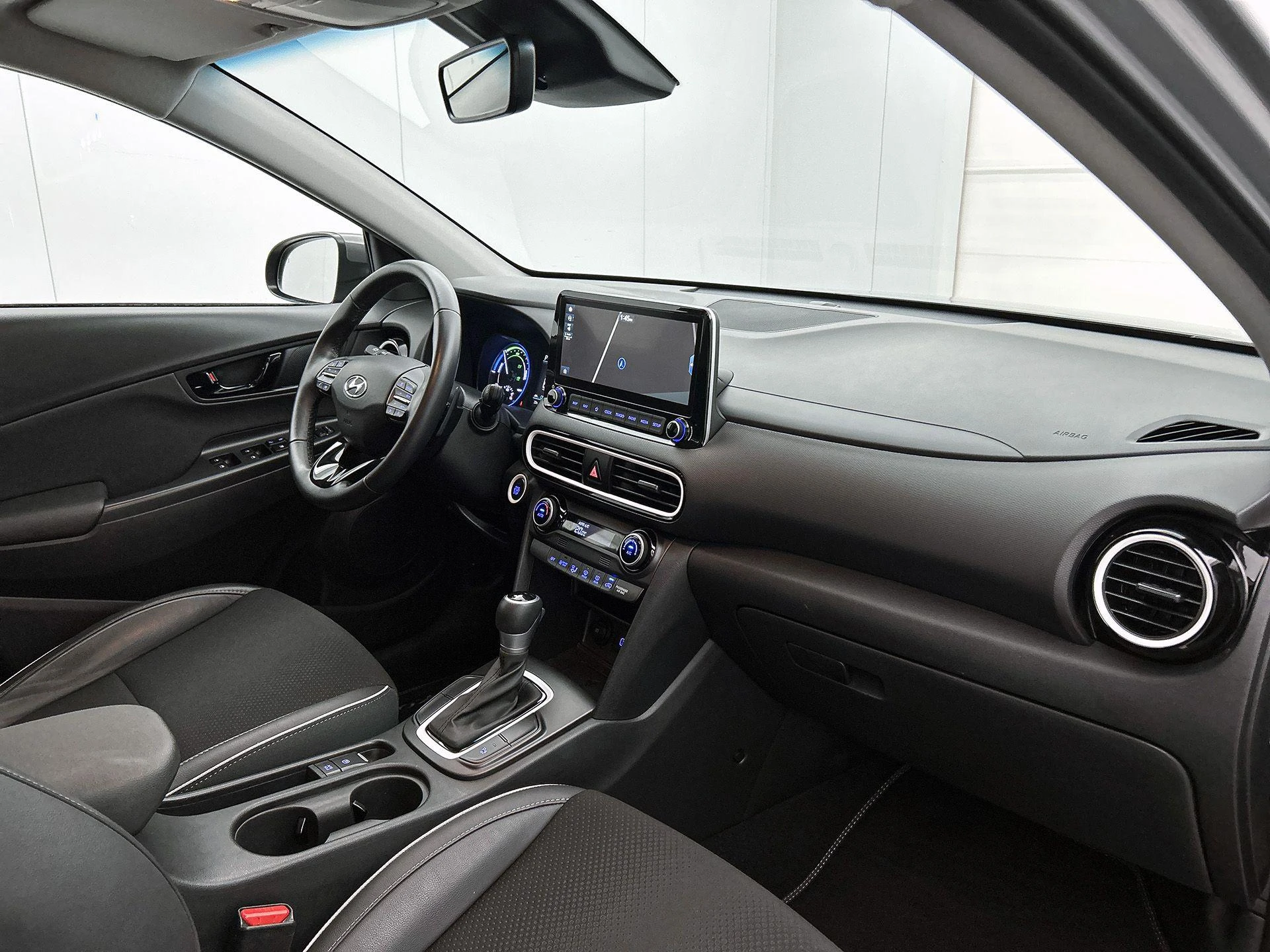 Hyundai-Kona-image-19