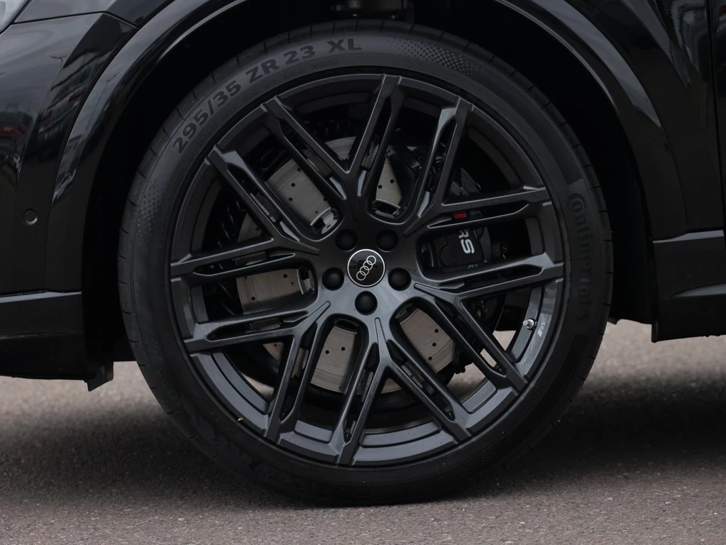 Audi RSQ8 SUV 441 kW tiptronic