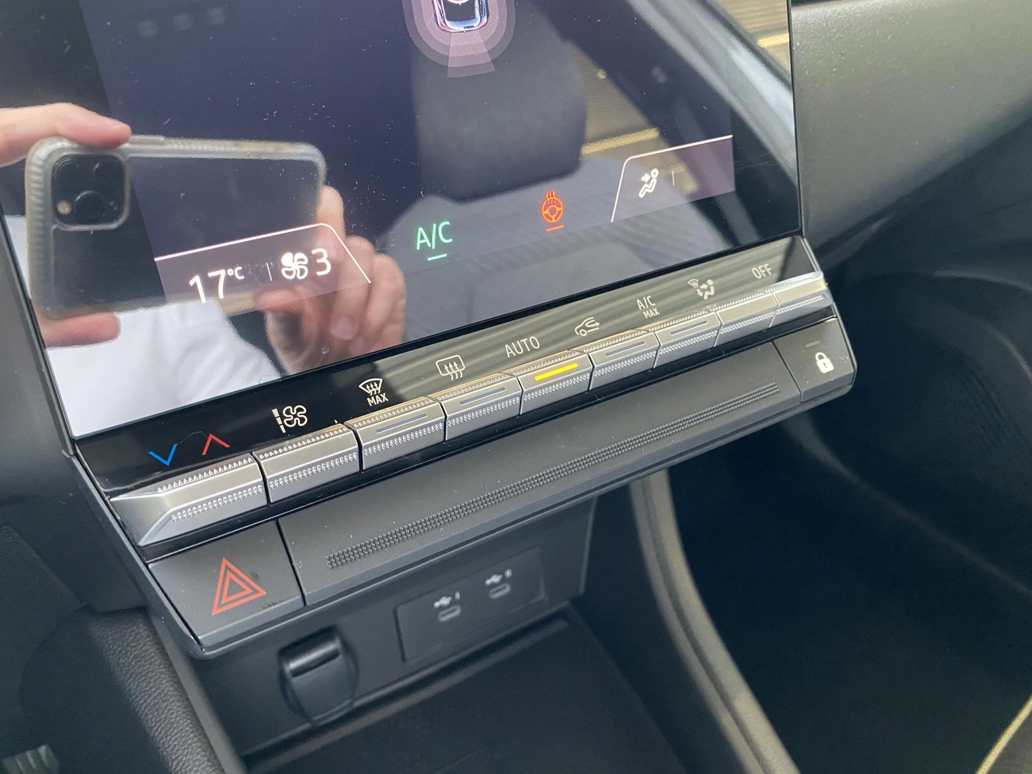 Renault Captur Techno Mild Hybrid 160 EDC