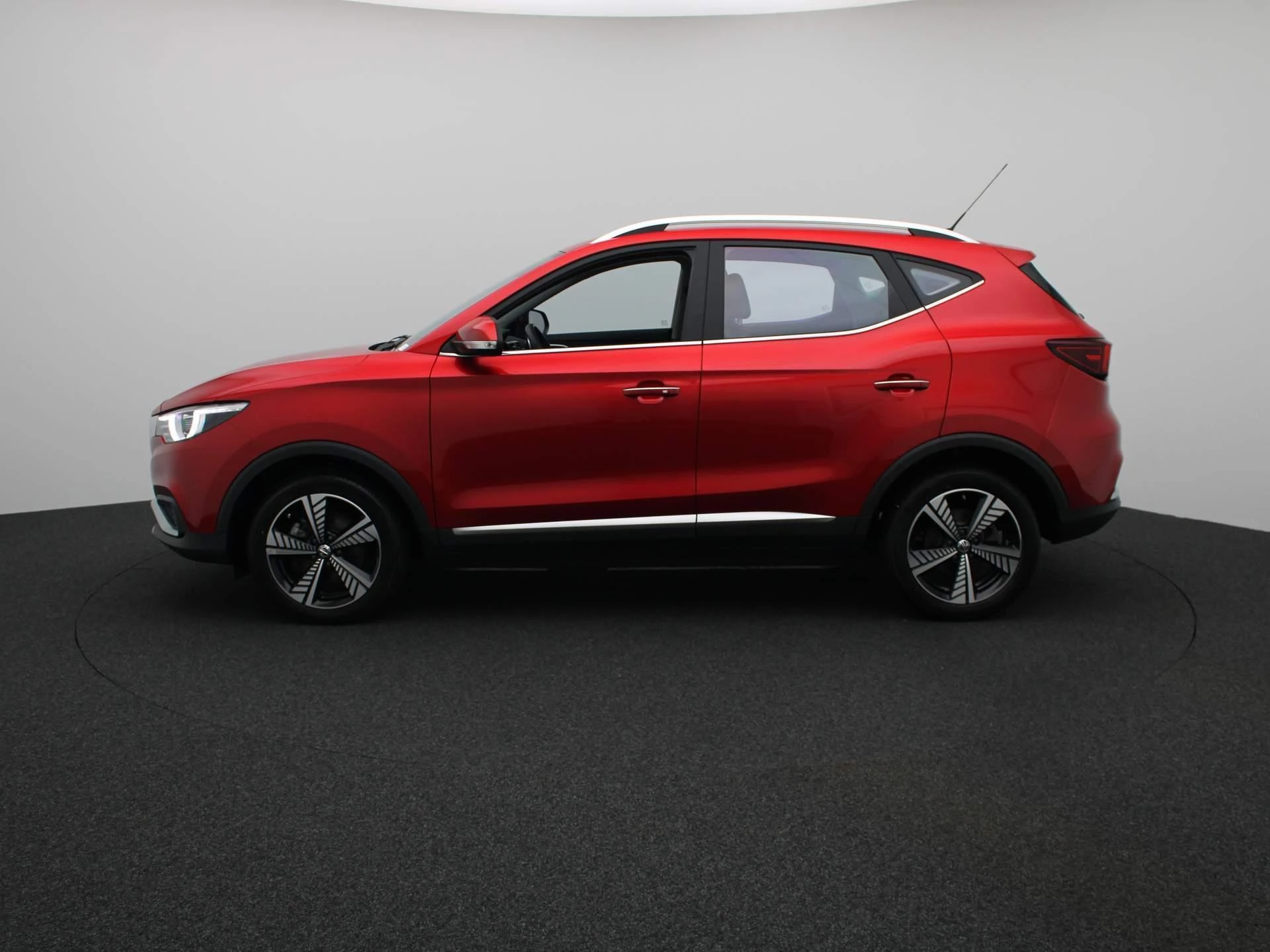 MG ZS EV Luxury 45 kWh