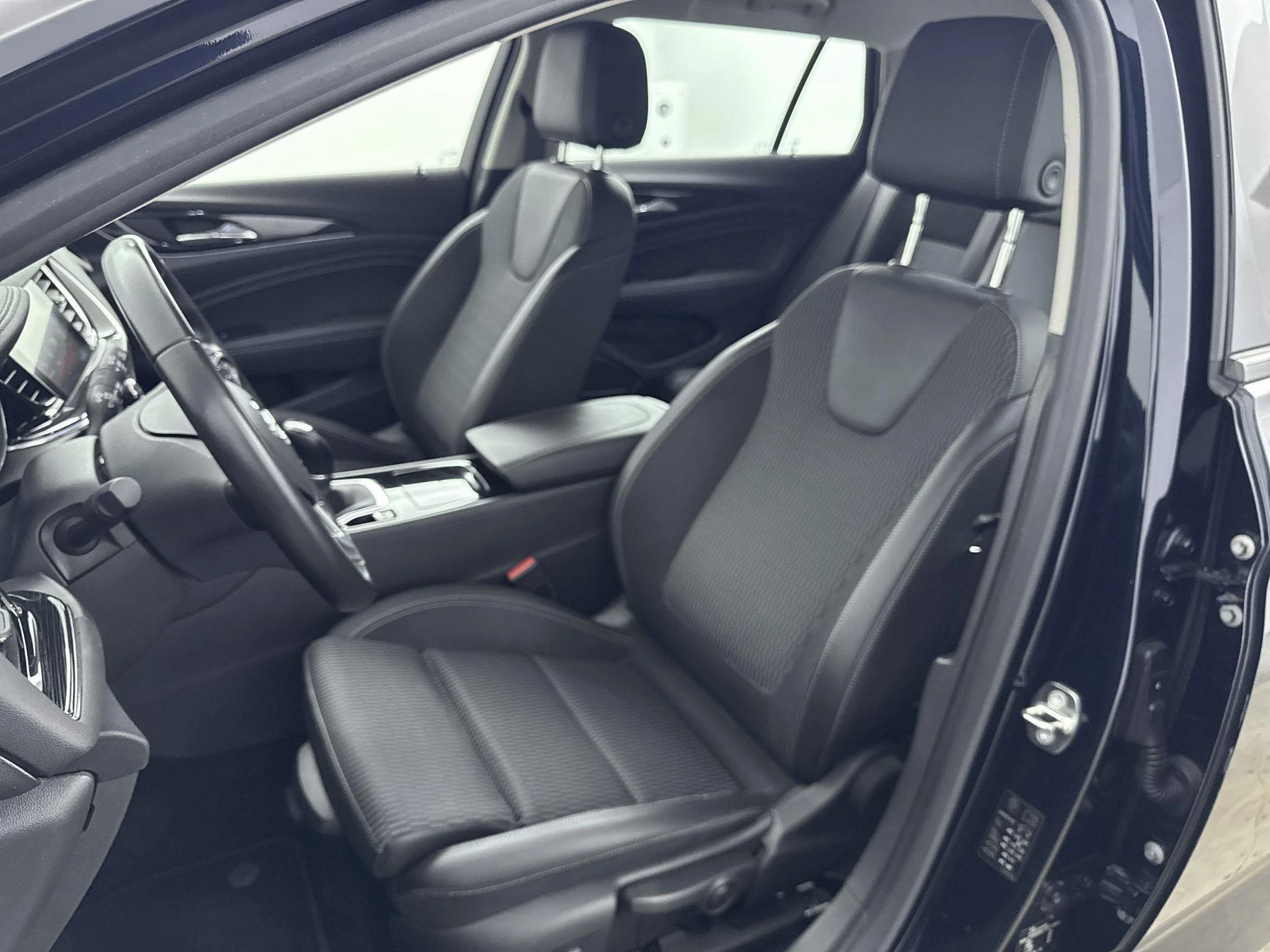 Opel-Insignia-image-21