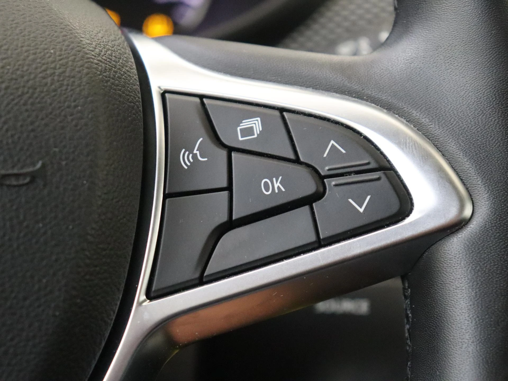 Dacia-Sandero-image-12