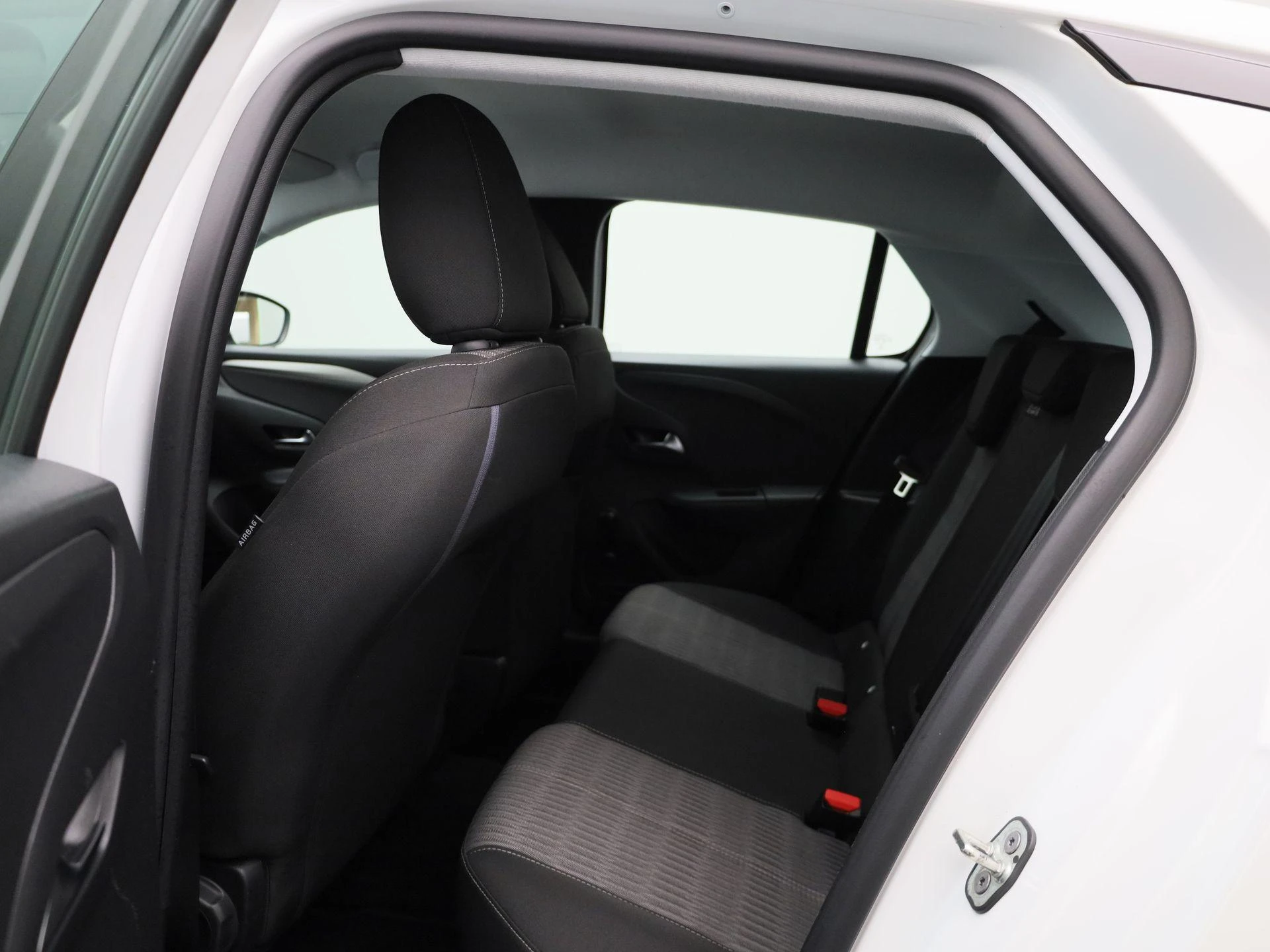Opel-Corsa-image-10
