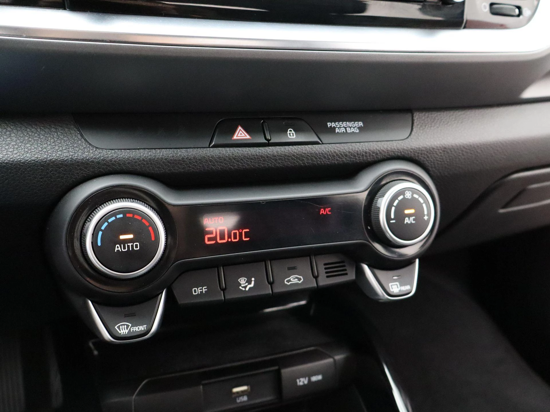 Kia-Stonic-image-13