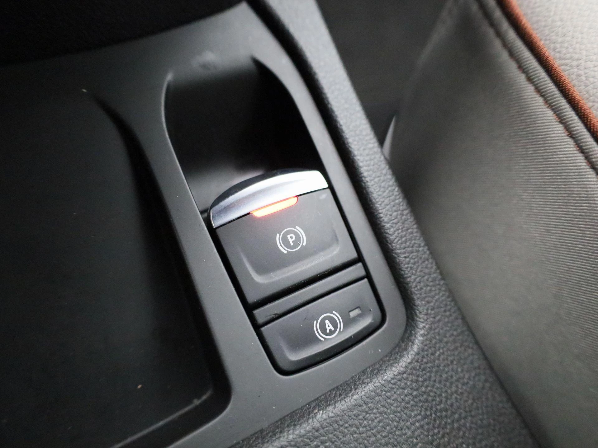 Renault-Clio-image-25