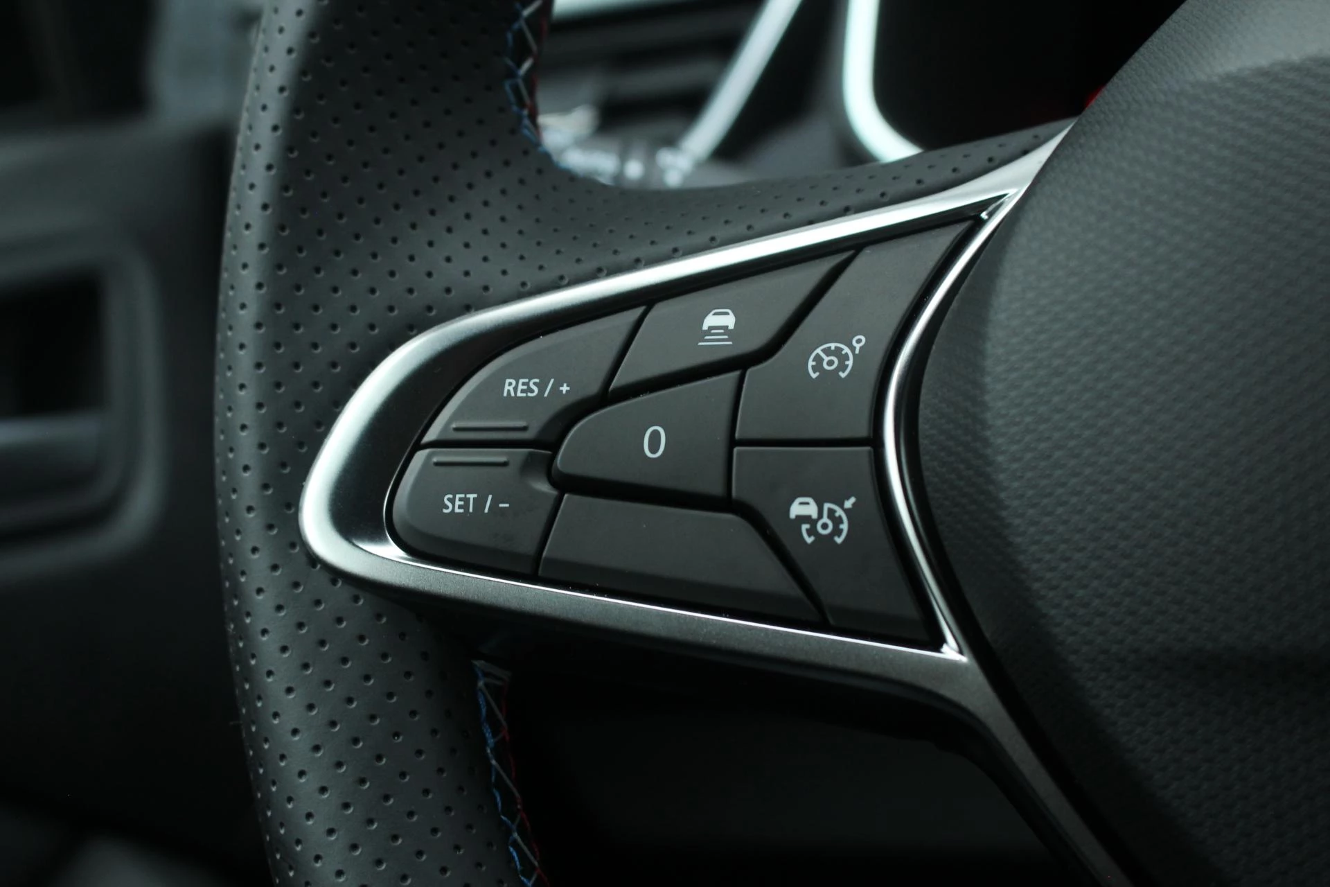 Renault-Clio-image-20