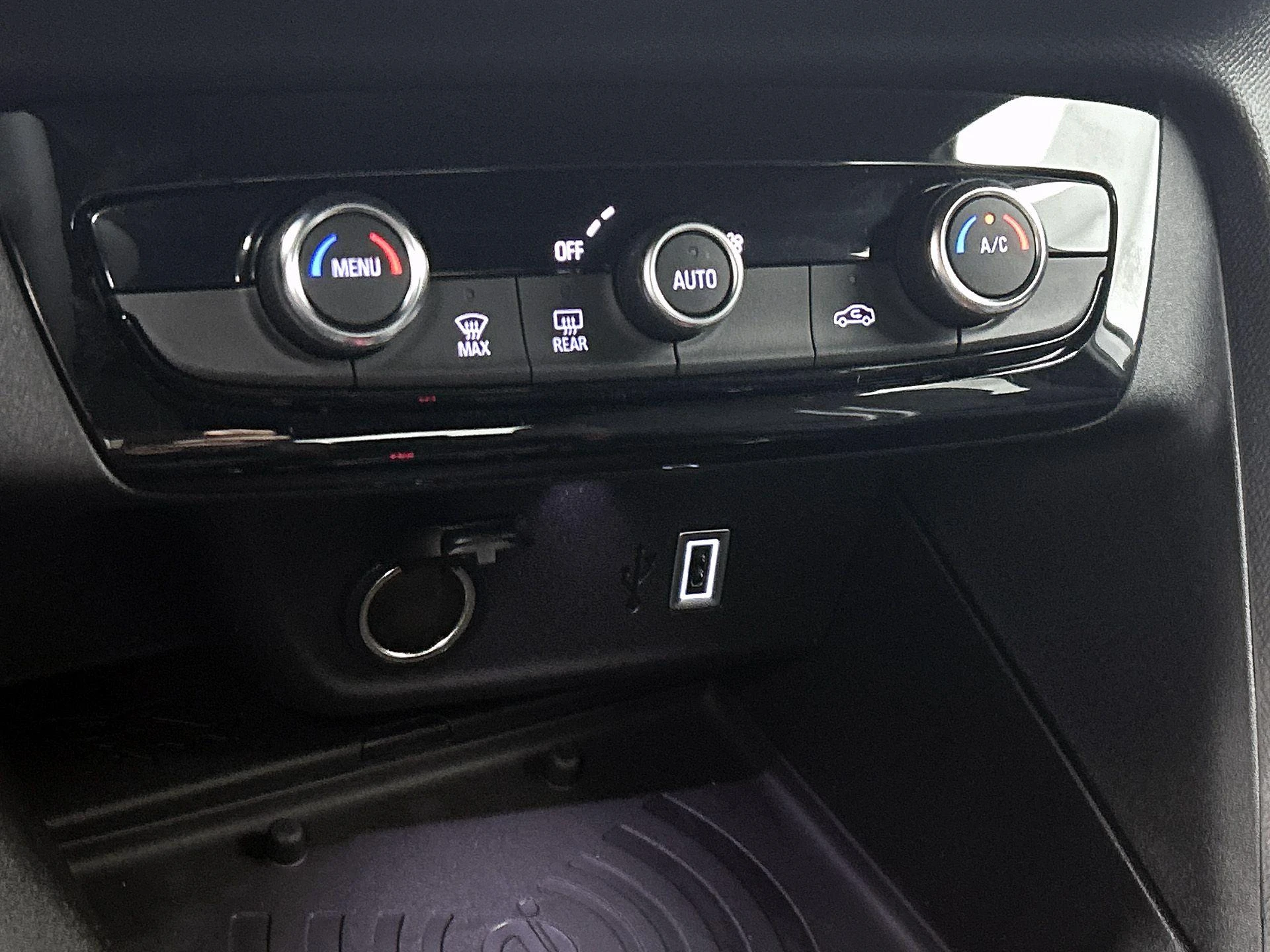 Opel-Corsa-image-16