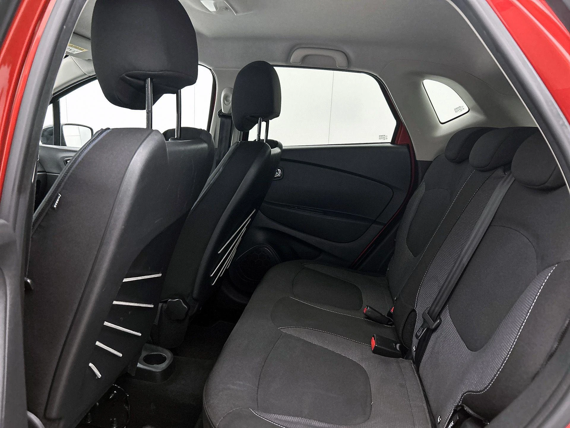 Renault-Captur-image-25