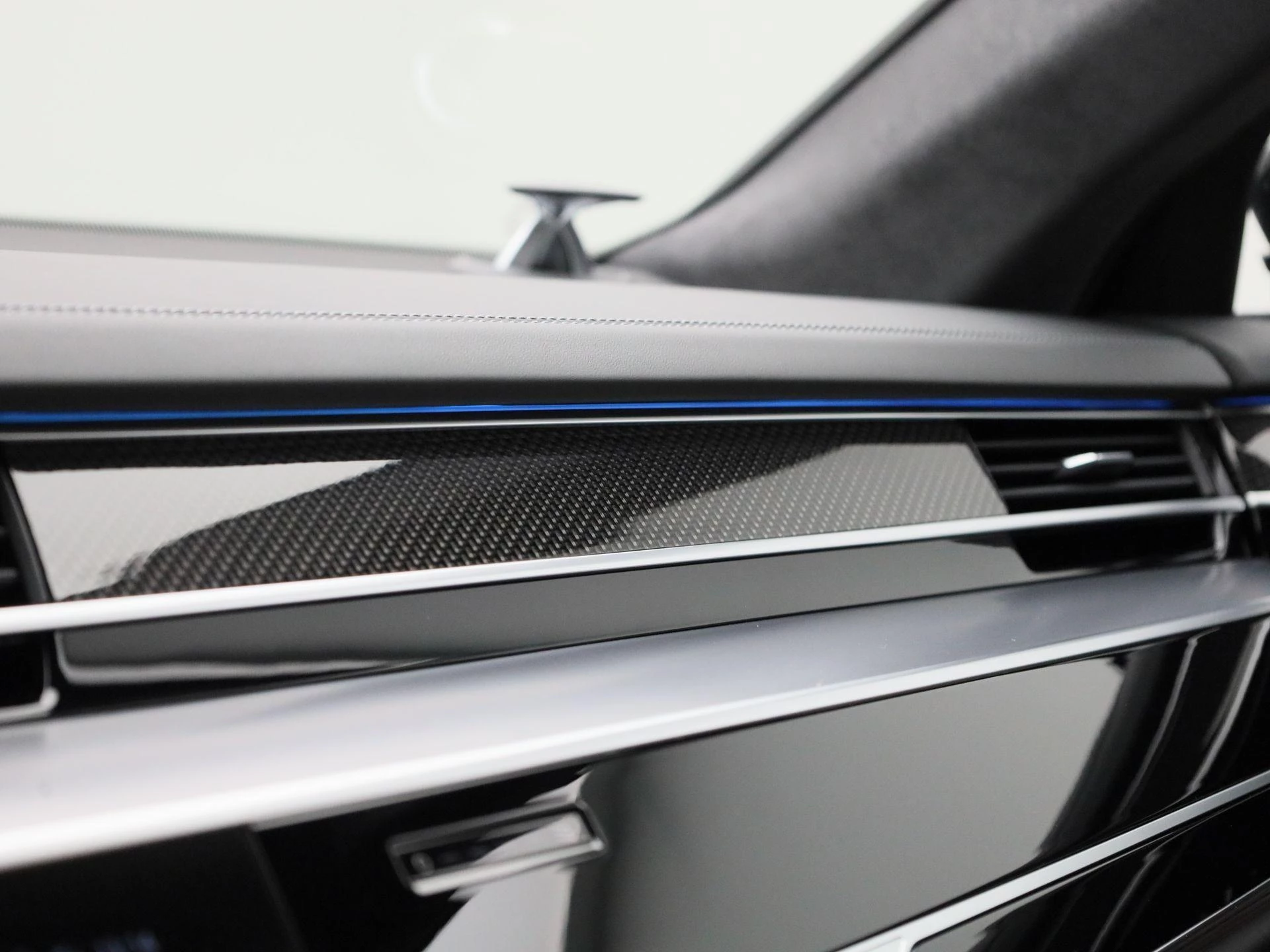 Audi A8 60 TFSI e quattro Lang 340 PK