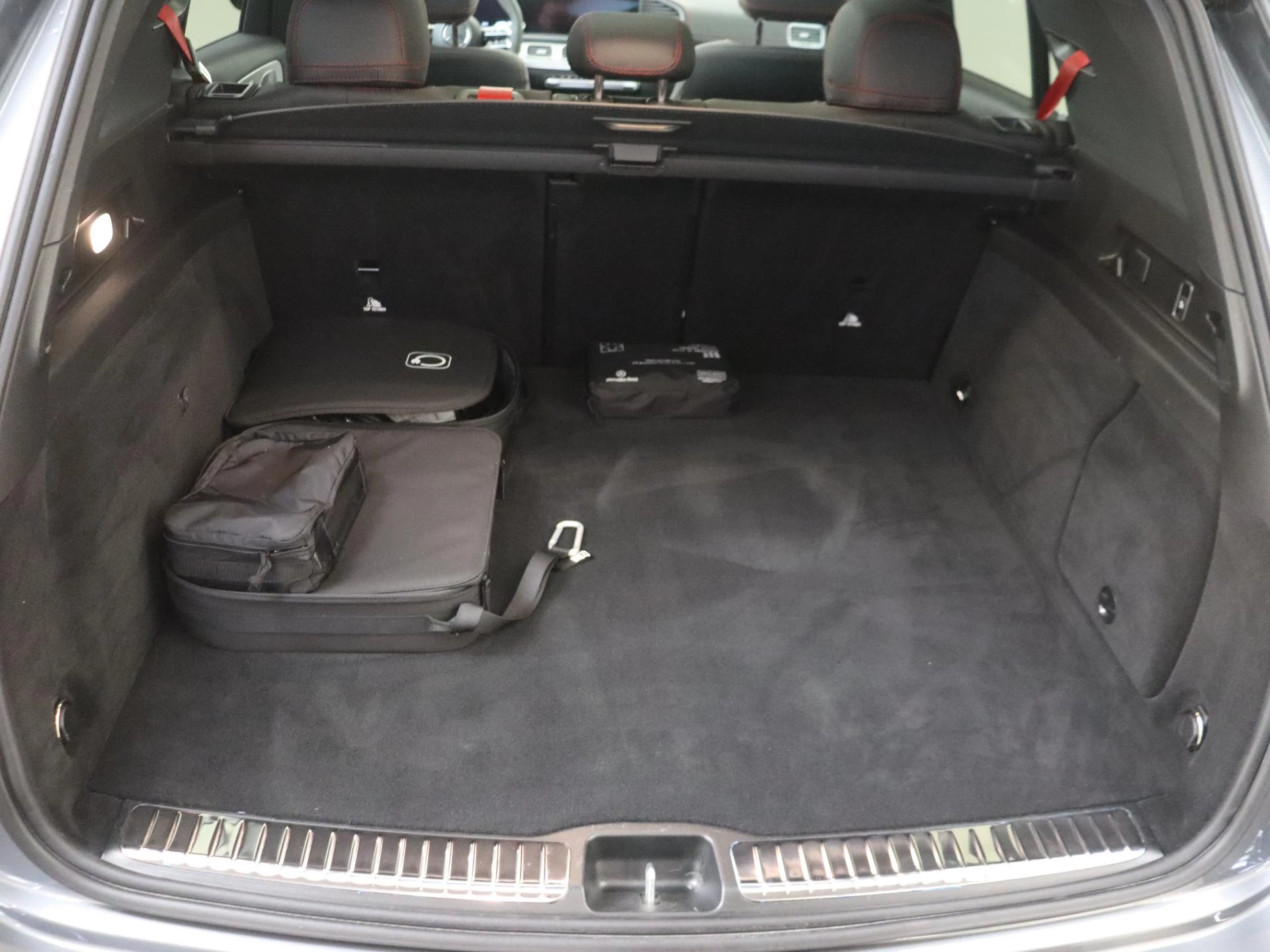 Mercedes-Benz-GLE-image-41