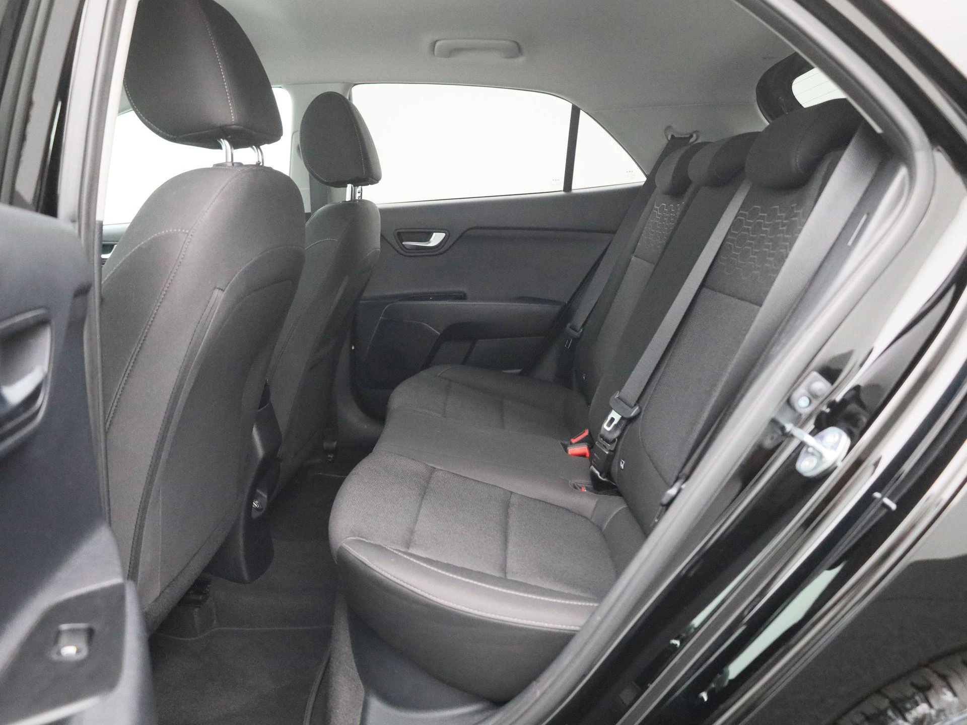 Kia-Rio-image-13