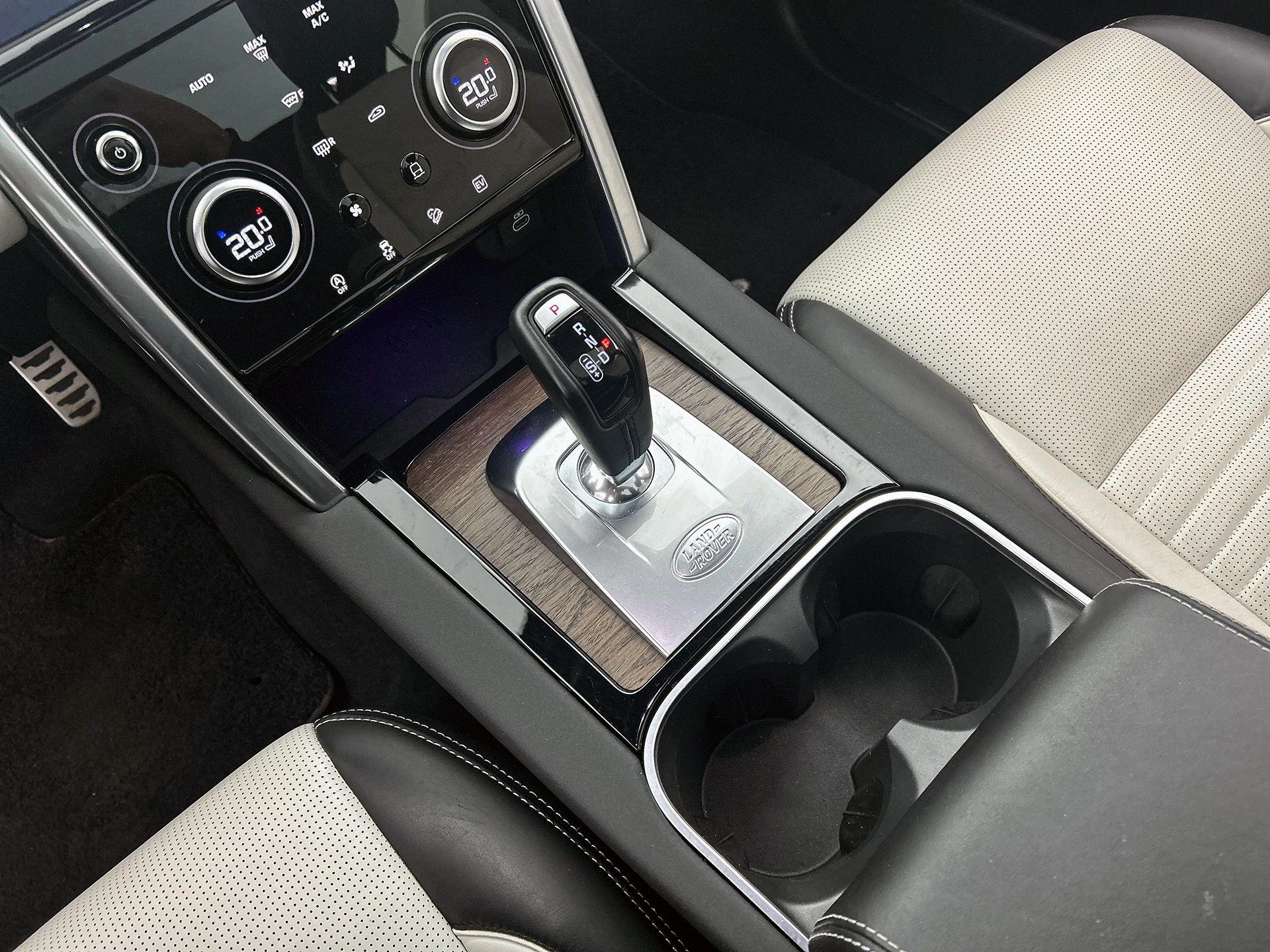 Land Rover-Discovery Sport-image-34