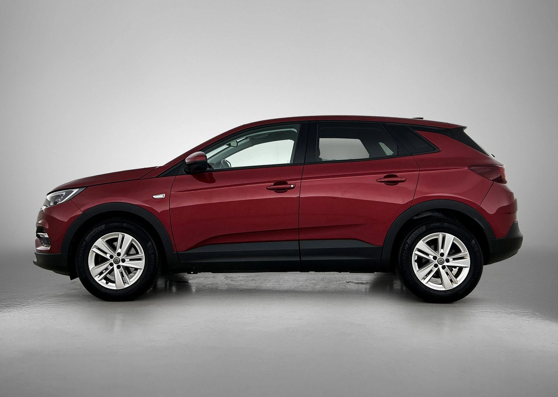 Opel-Grandland X-image-1