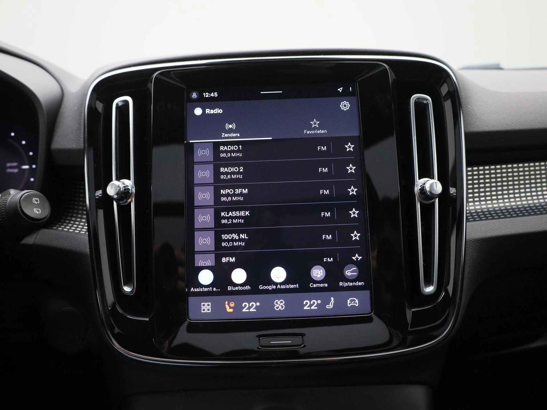 Volvo-XC40-image-23