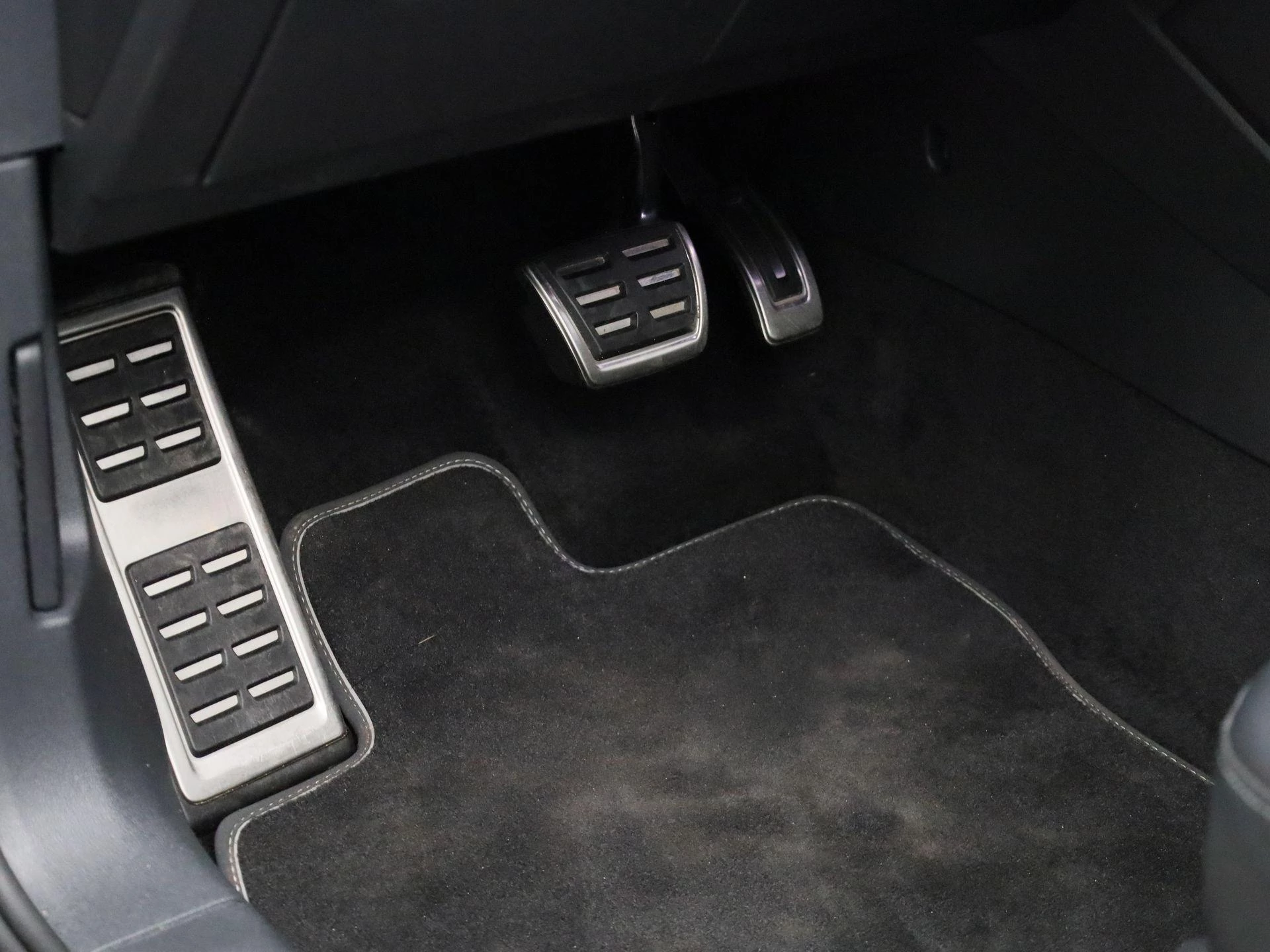 Volkswagen-Tiguan-image-40