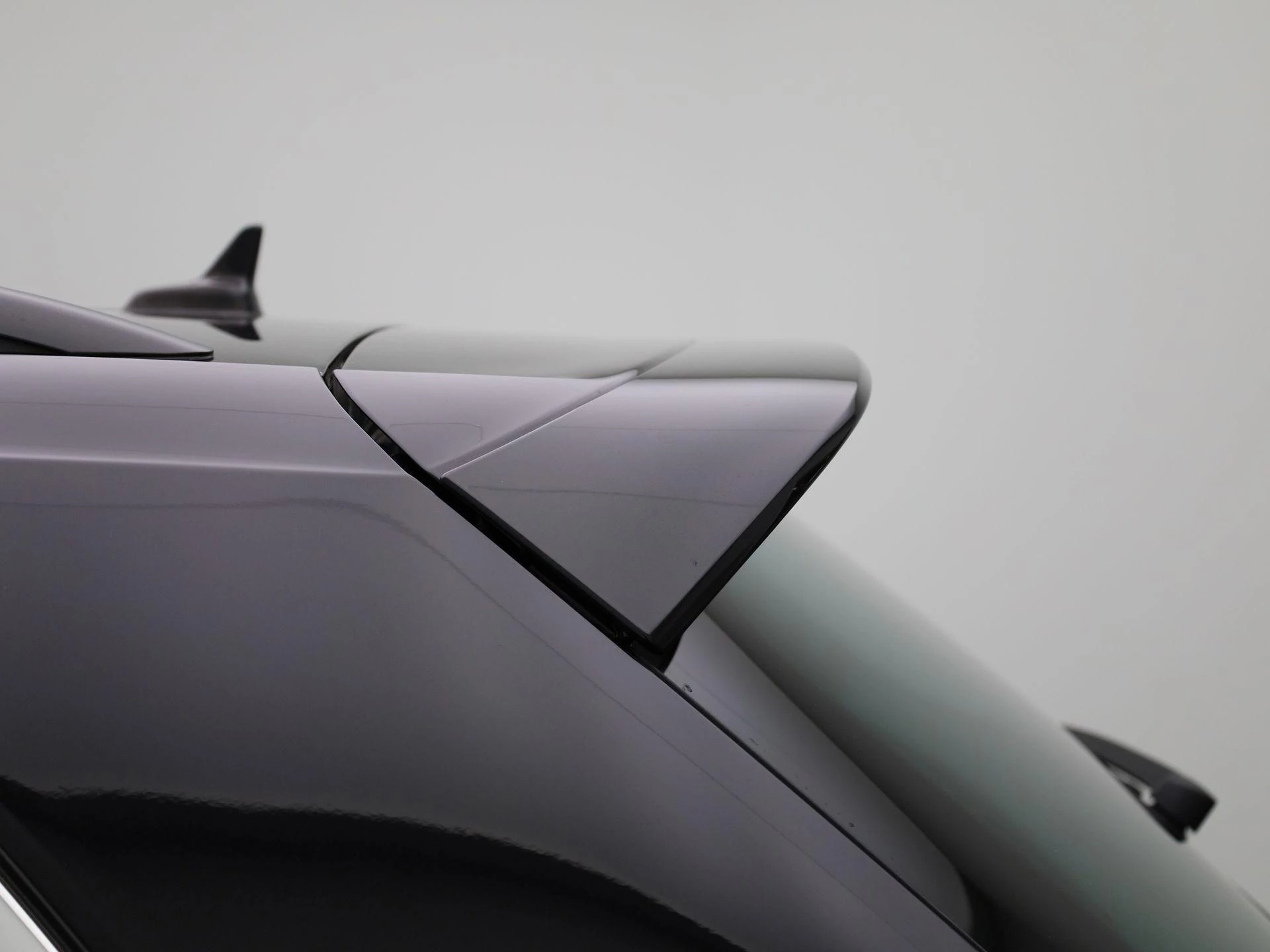 Volkswagen-Tiguan-image-48