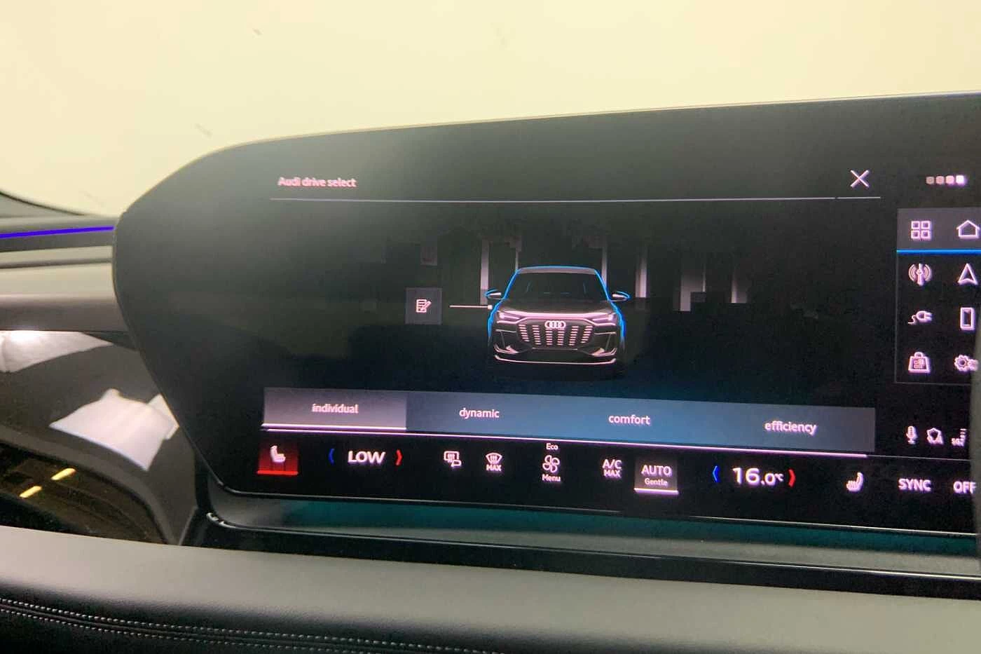 Audi-Q6 e-tron-image-15