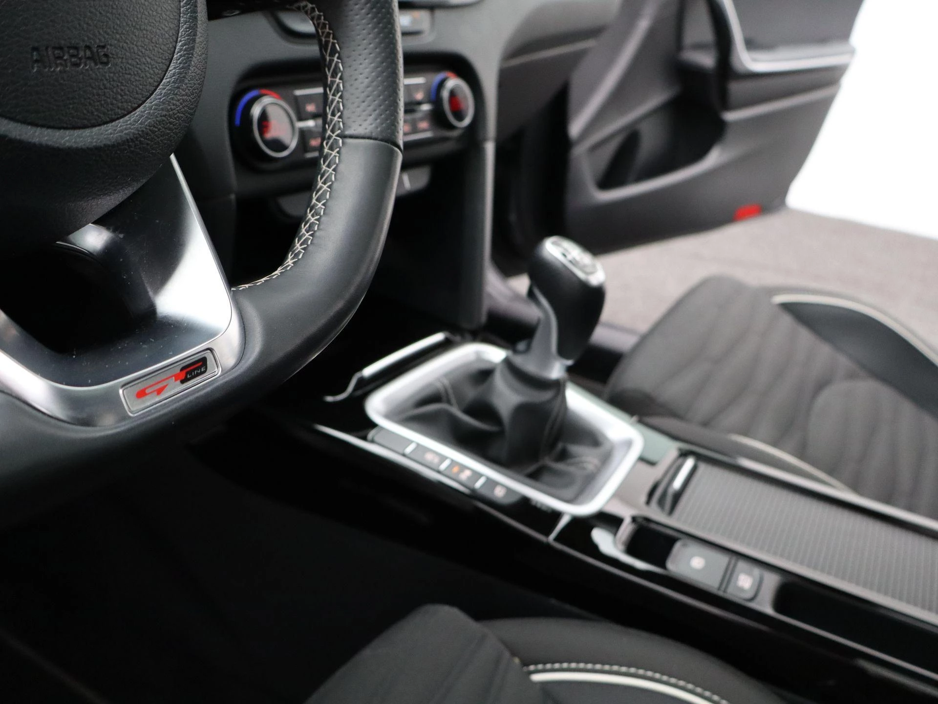 Kia-XCeed-image-28