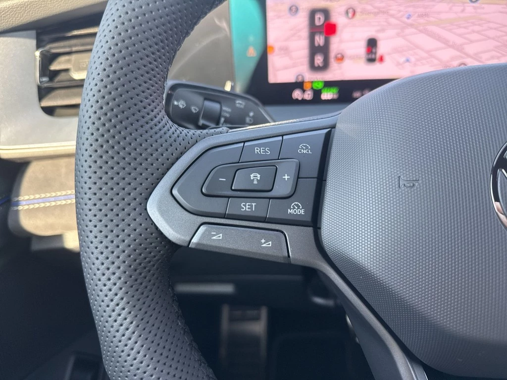 Volkswagen Tayron 1.5l TSI eHybrid DSG R-Line*DDC*Area View