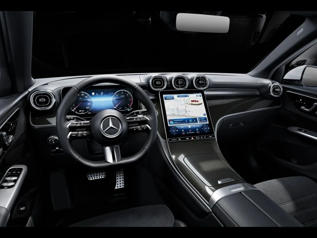 Mercedes-Benz-GLC 300 d-image-8