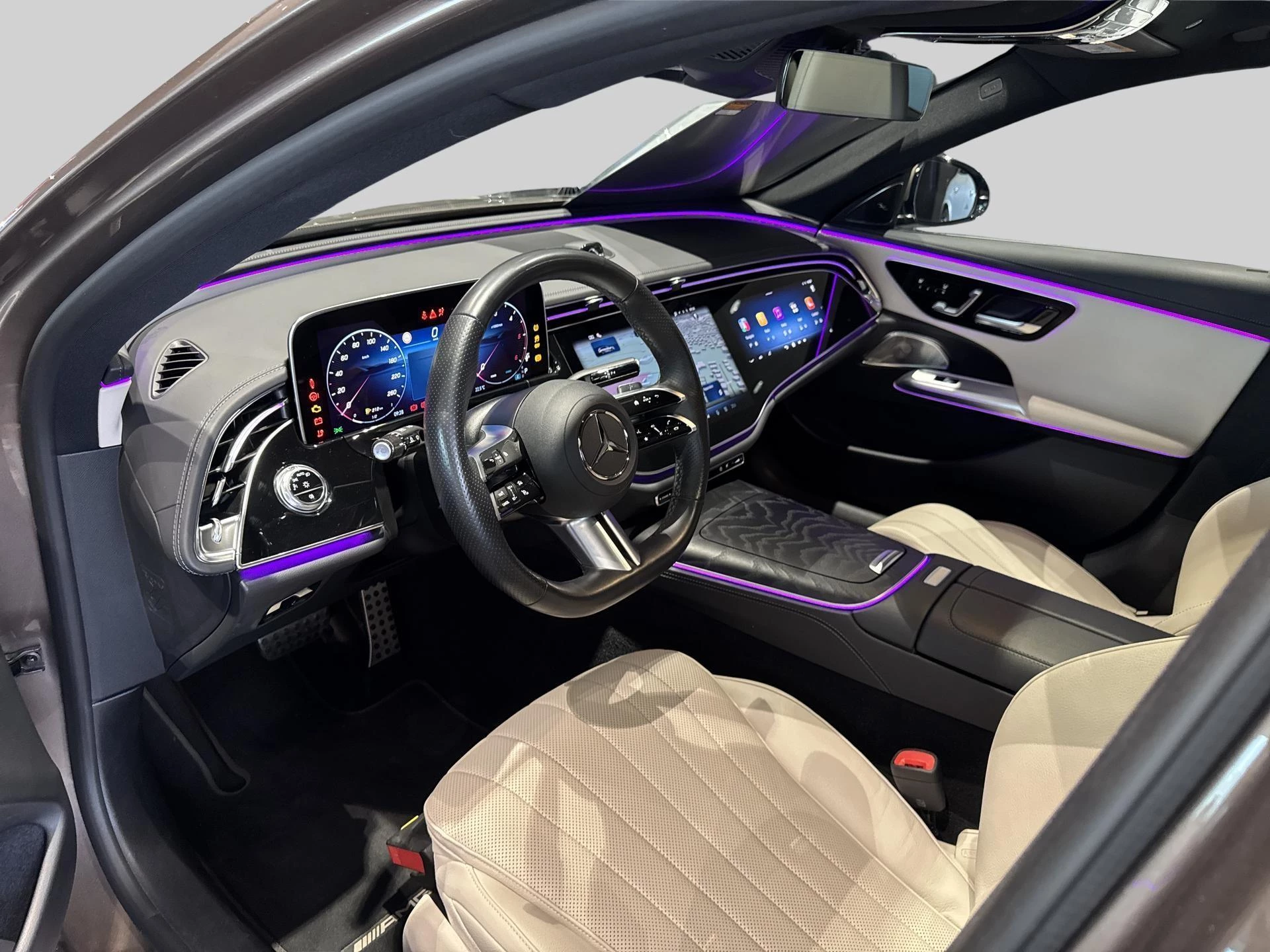 Mercedes-Benz Classe E 220 d AMG Line Estate + SUPERSCREEN + PANO + BURMESTER + LEDER +