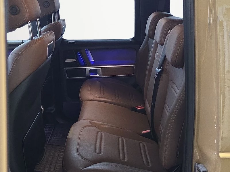 Mercedes-Benz G-Klasse 400 d AHK ACC MULTIBEAM SHZ KEYLESS TOTW
