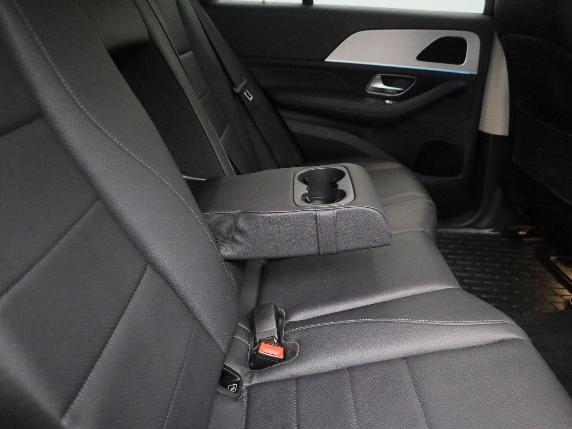 Mercedes-Benz GLE 350 de Business Solution + LEDER + TREKHAAK + LED + CAMERA +