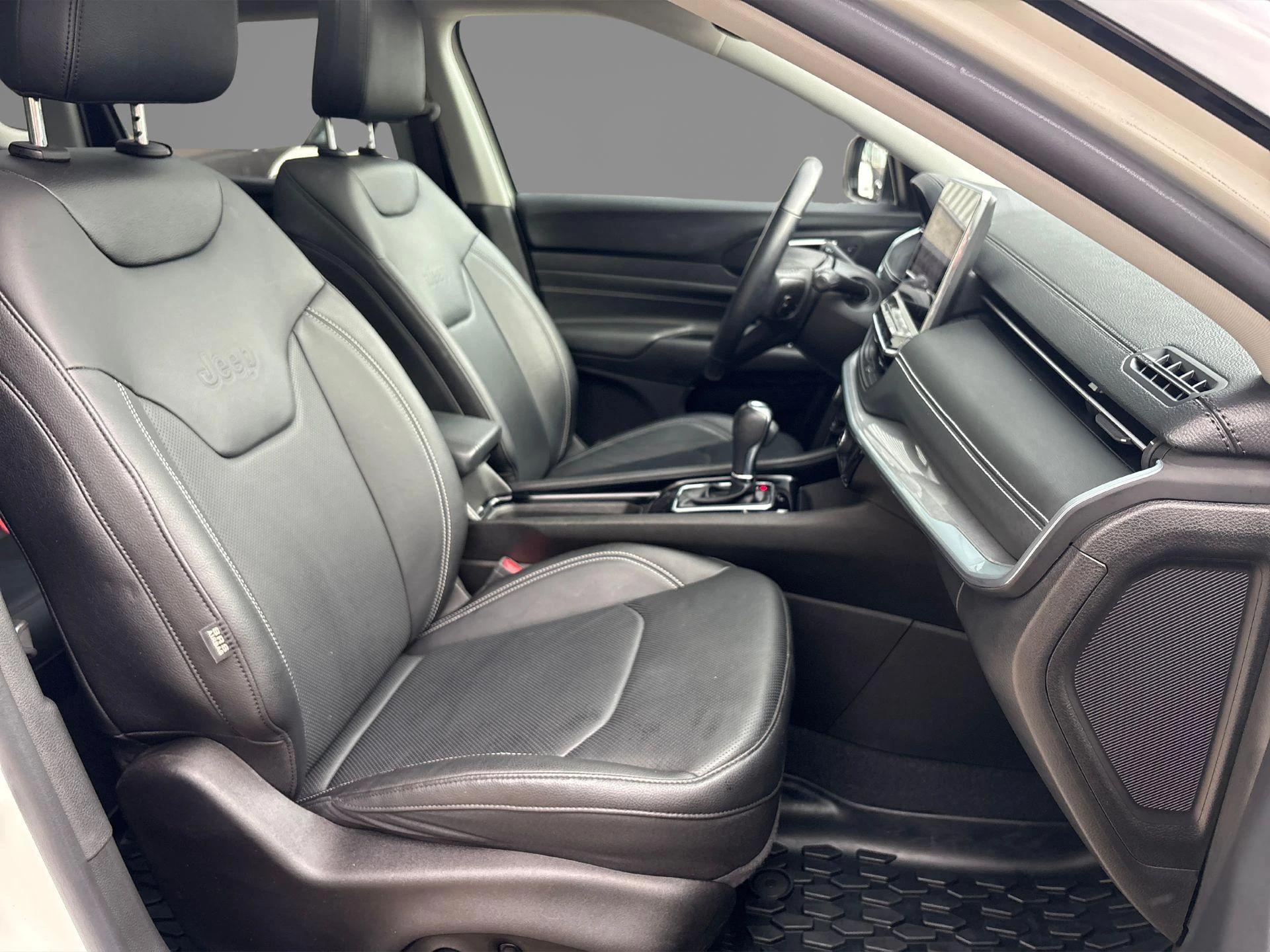 Jeep-Compass-image-5