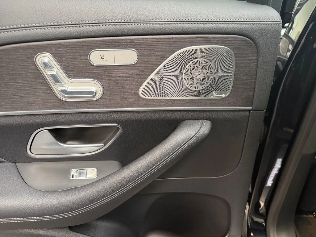 Mercedes-Benz-GLS 450-image-20