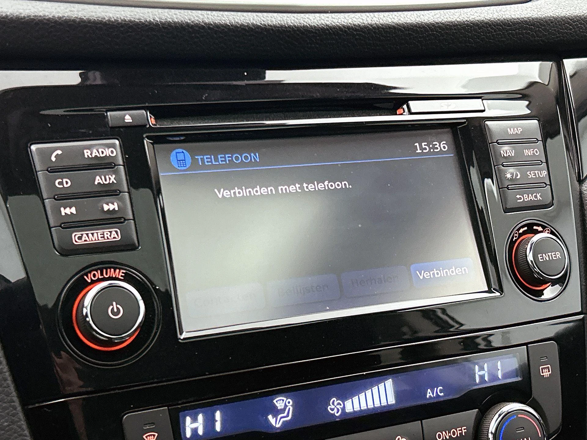 Nissan-QASHQAI-image-9