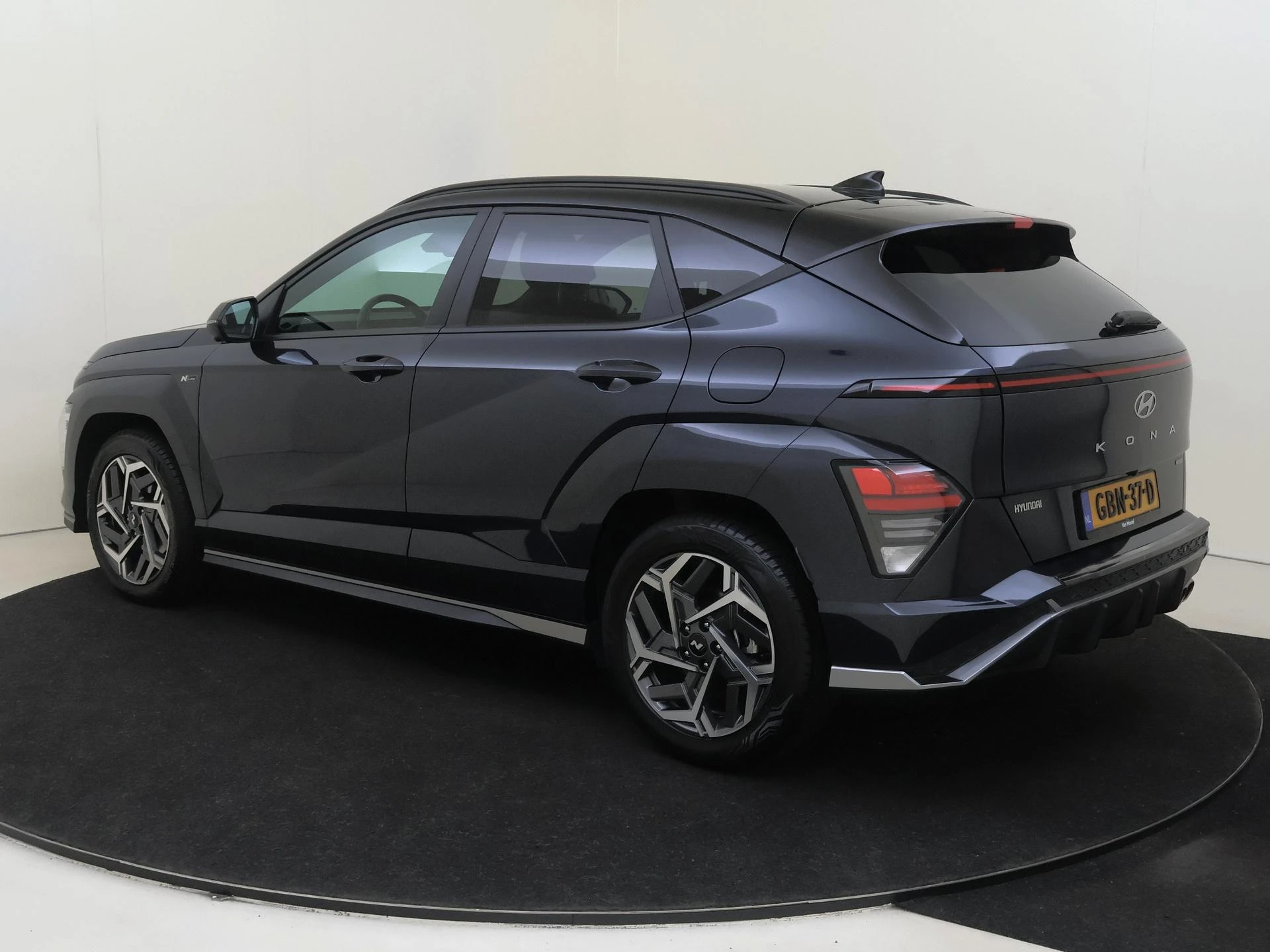 Hyundai-Kona-image-2