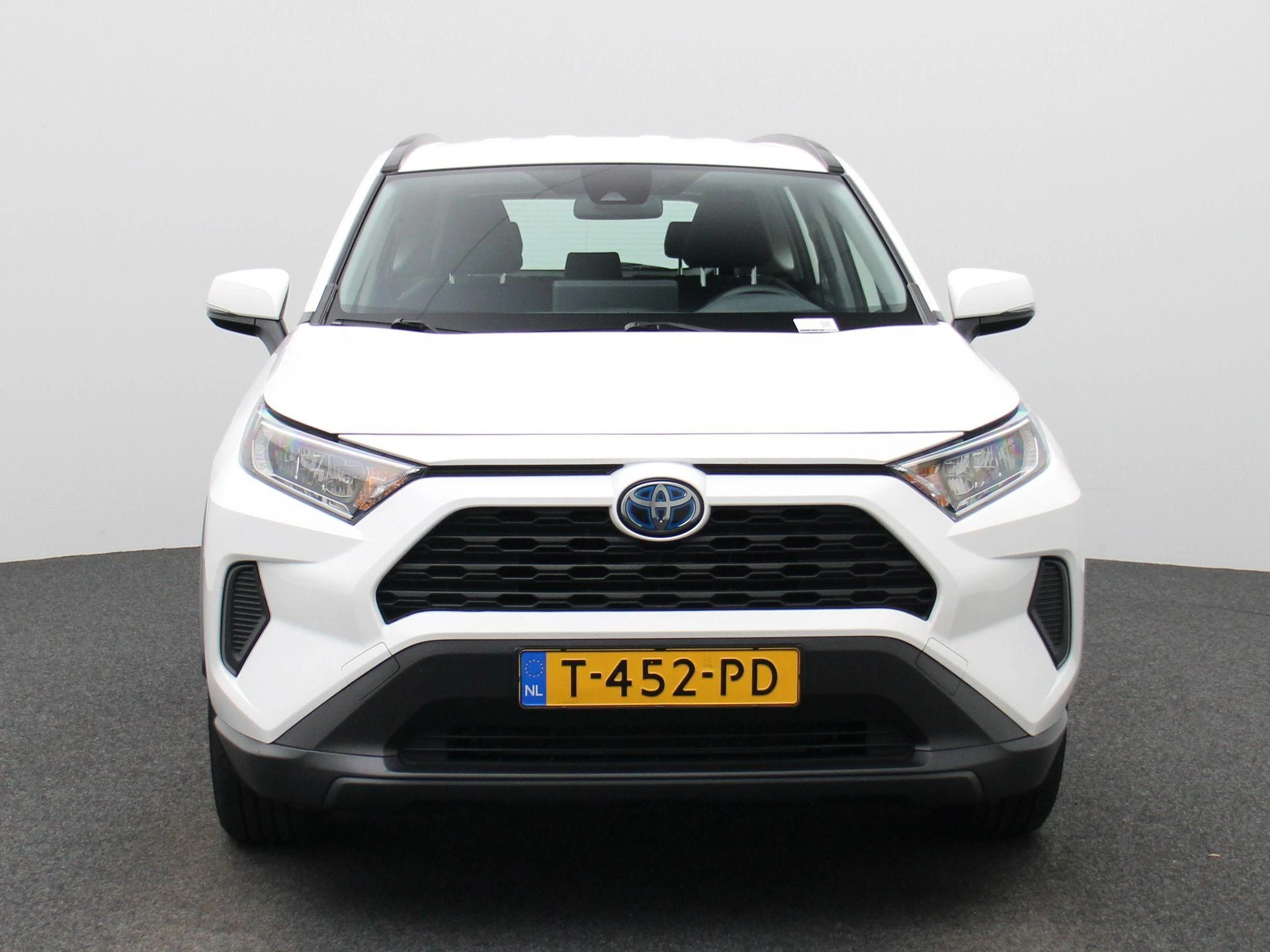 Toyota-RAV4-image-2