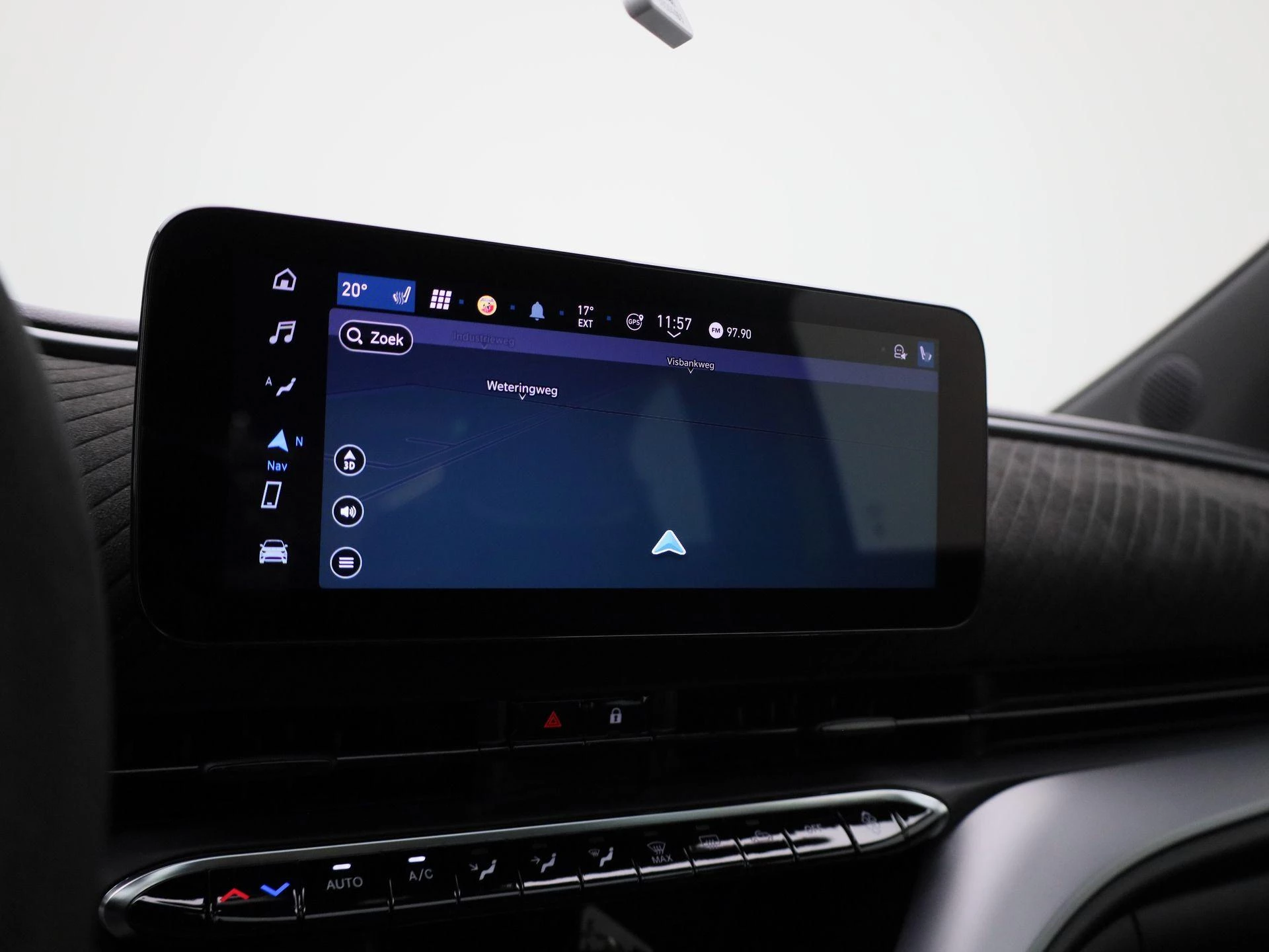 Abarth-500e-image-14