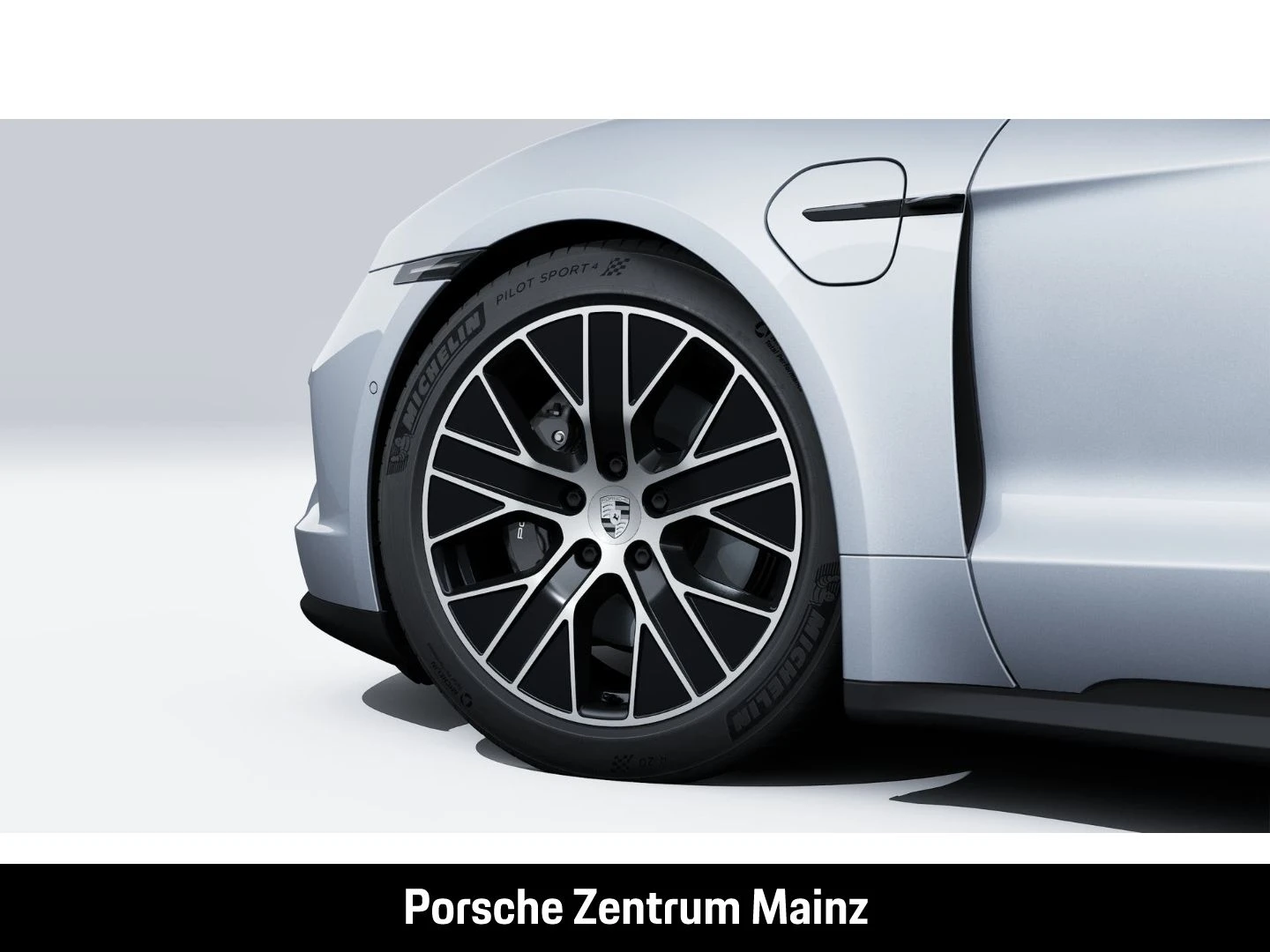 Porsche Taycan Sport Turismo InnoDrive HA-Lenkung HUD -