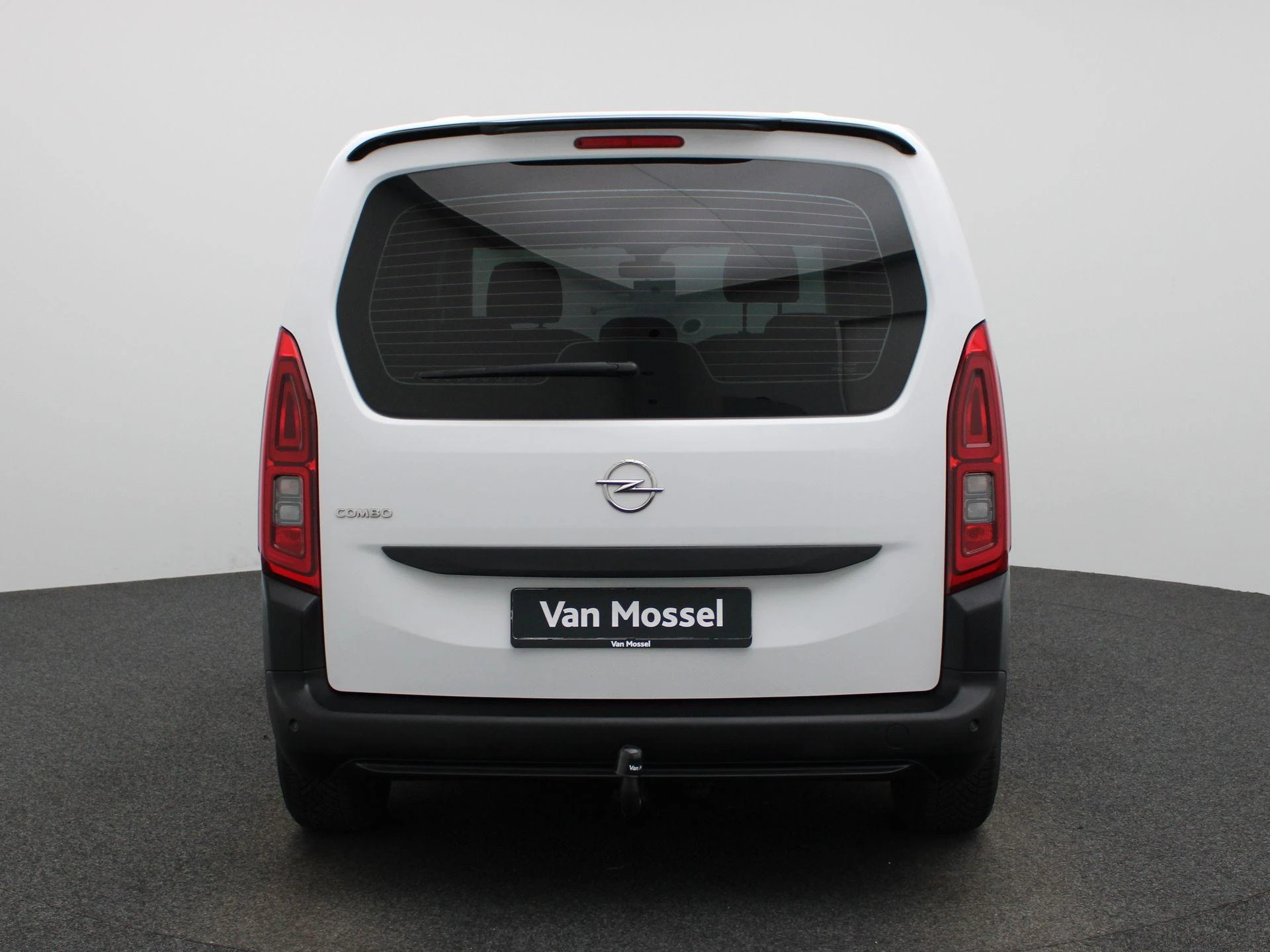 Opel-Combo Life-image-5
