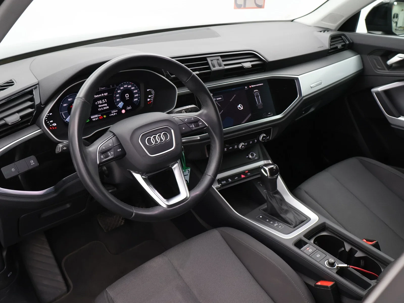 Audi-Q3-image-16
