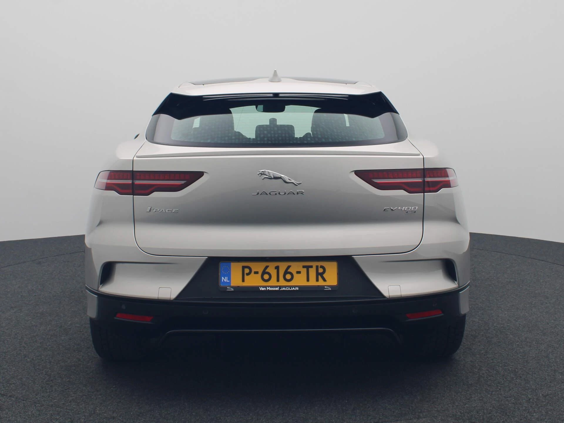 Jaguar-I-PACE-image-6